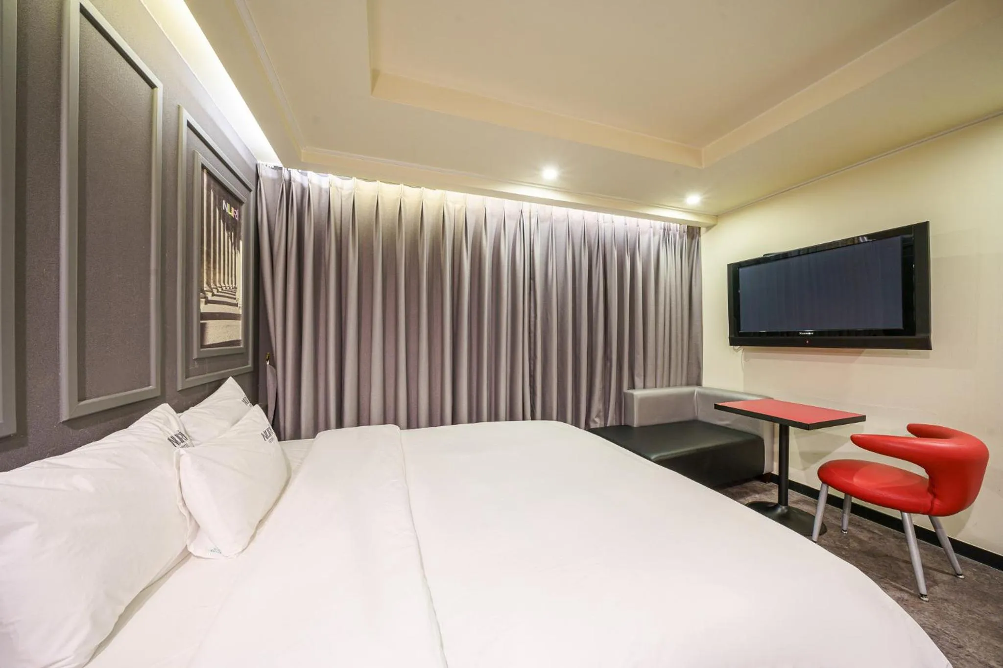 Bed in Busan Gwangalli Nuri Hotel