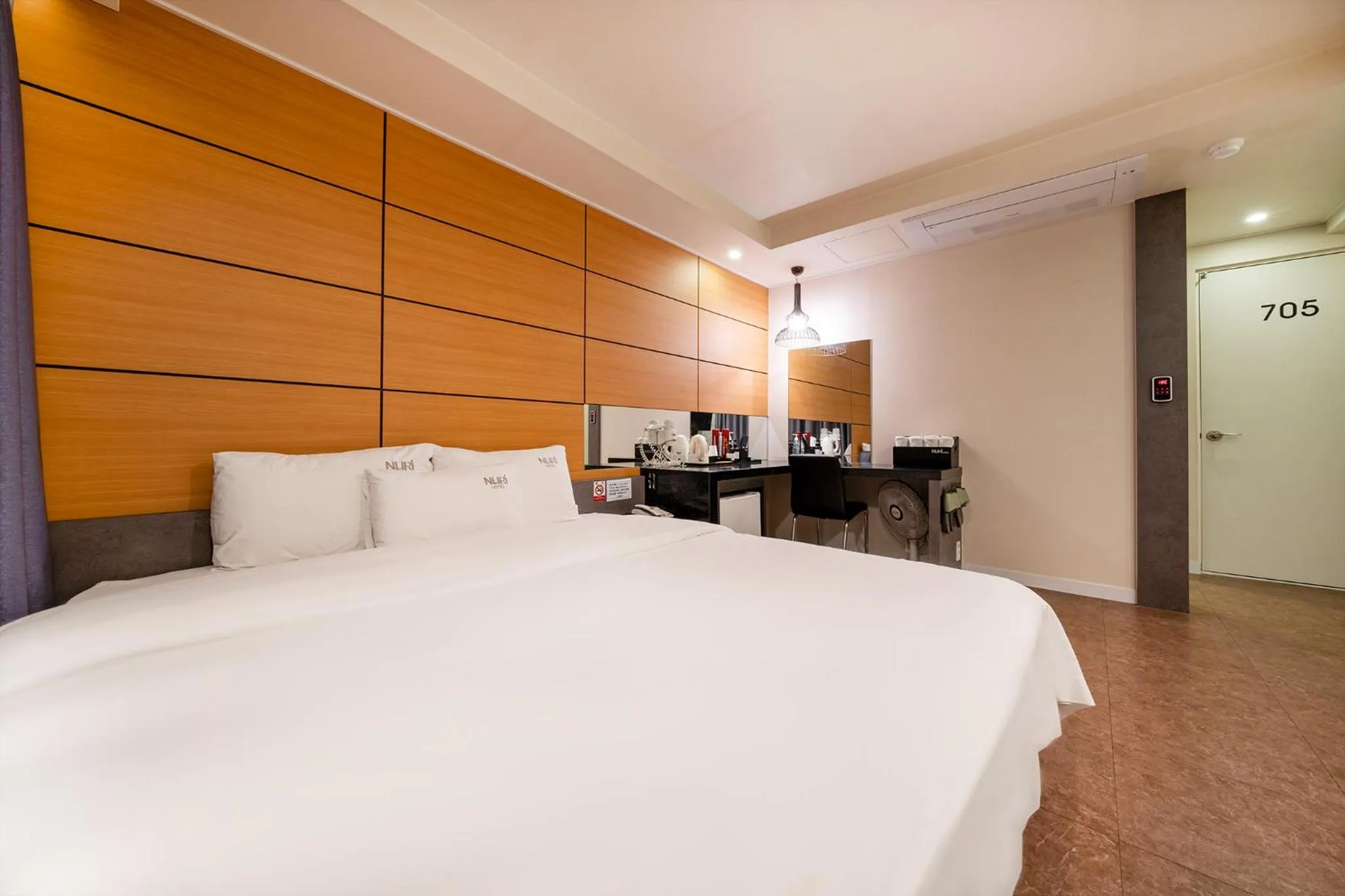 Bed in Busan Gwangalli Nuri Hotel