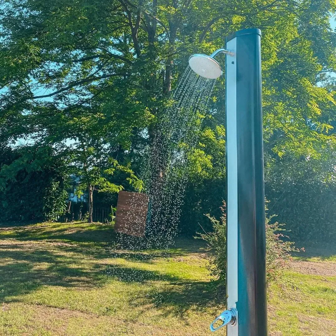 Shower in Domaine Hias