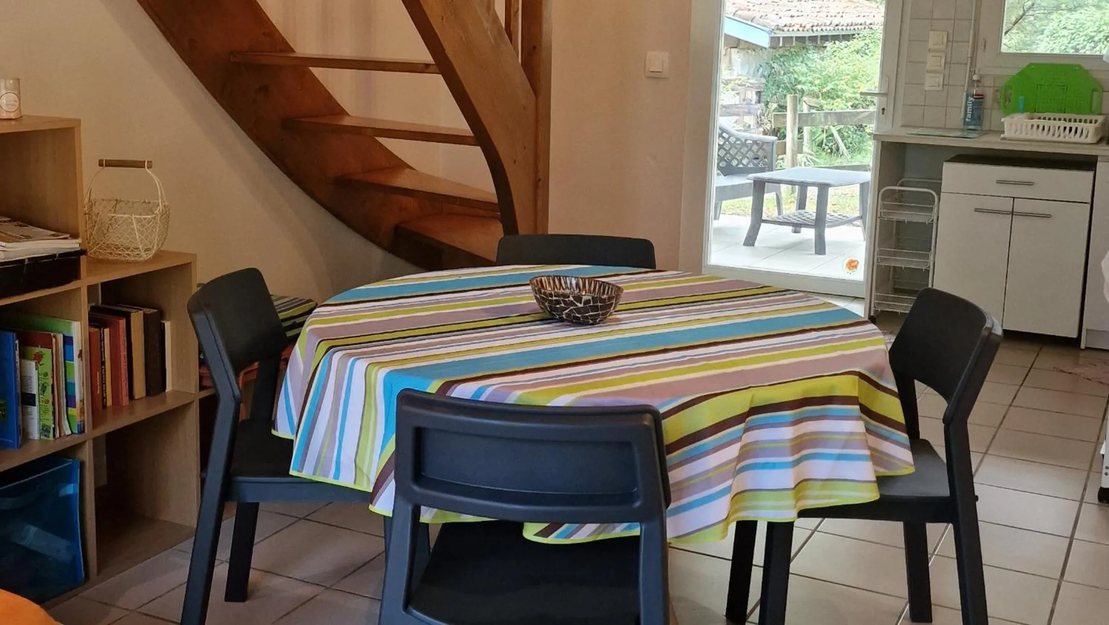 Communal lounge/ TV room in Domaine Hias