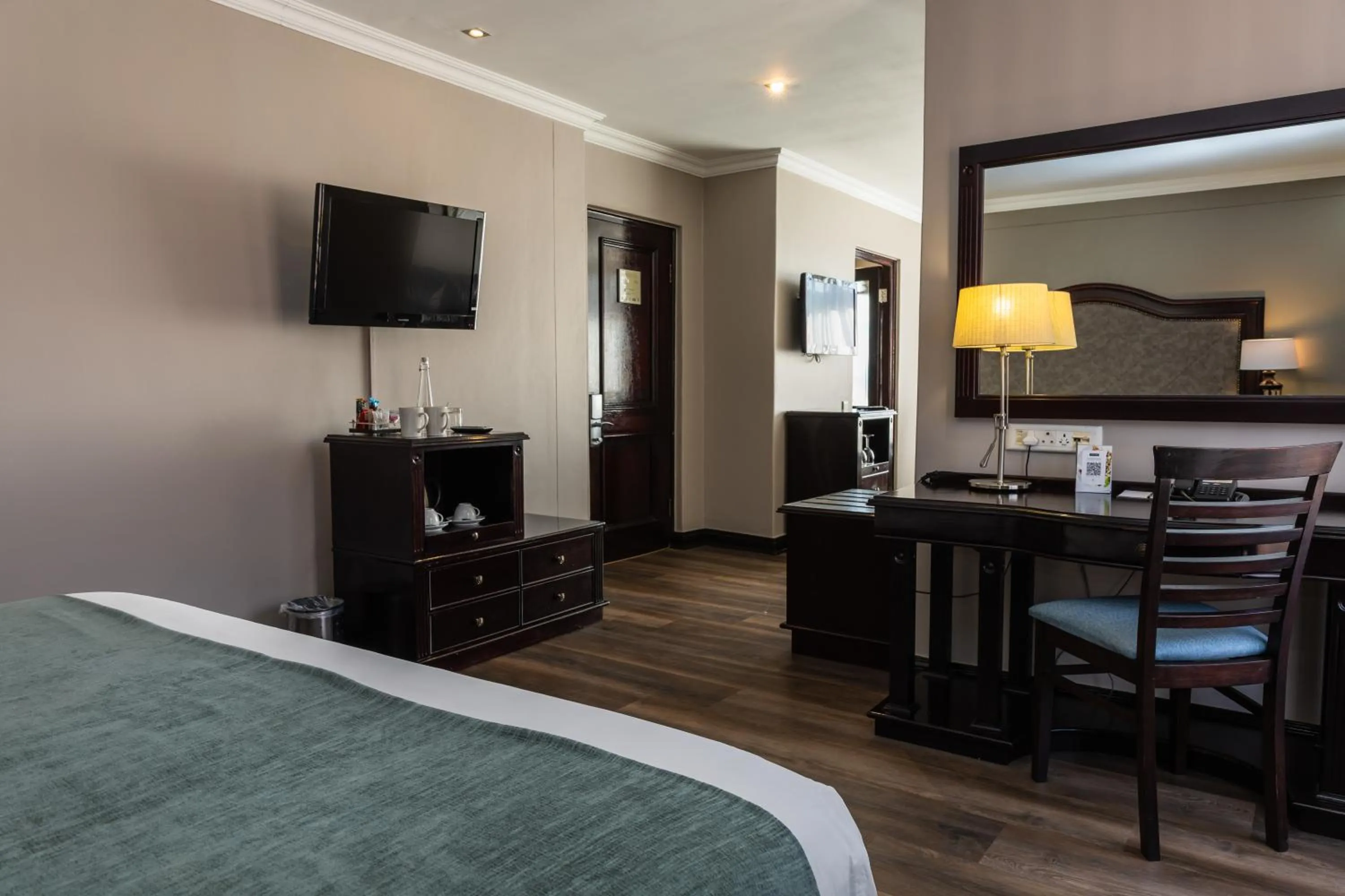 Bedroom, Bed in Premier Hotel Pretoria