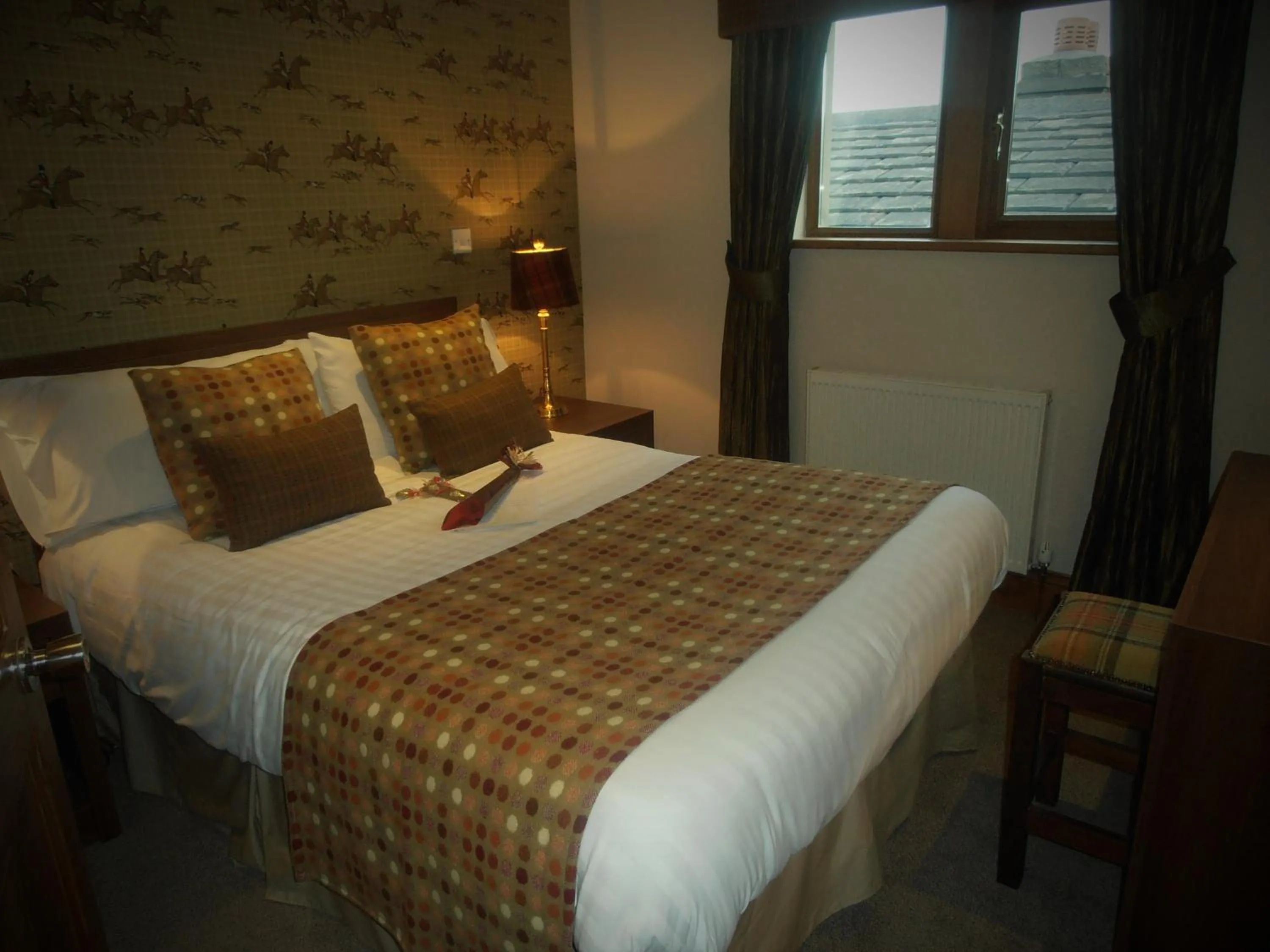 Bed in The Huntsman Inn