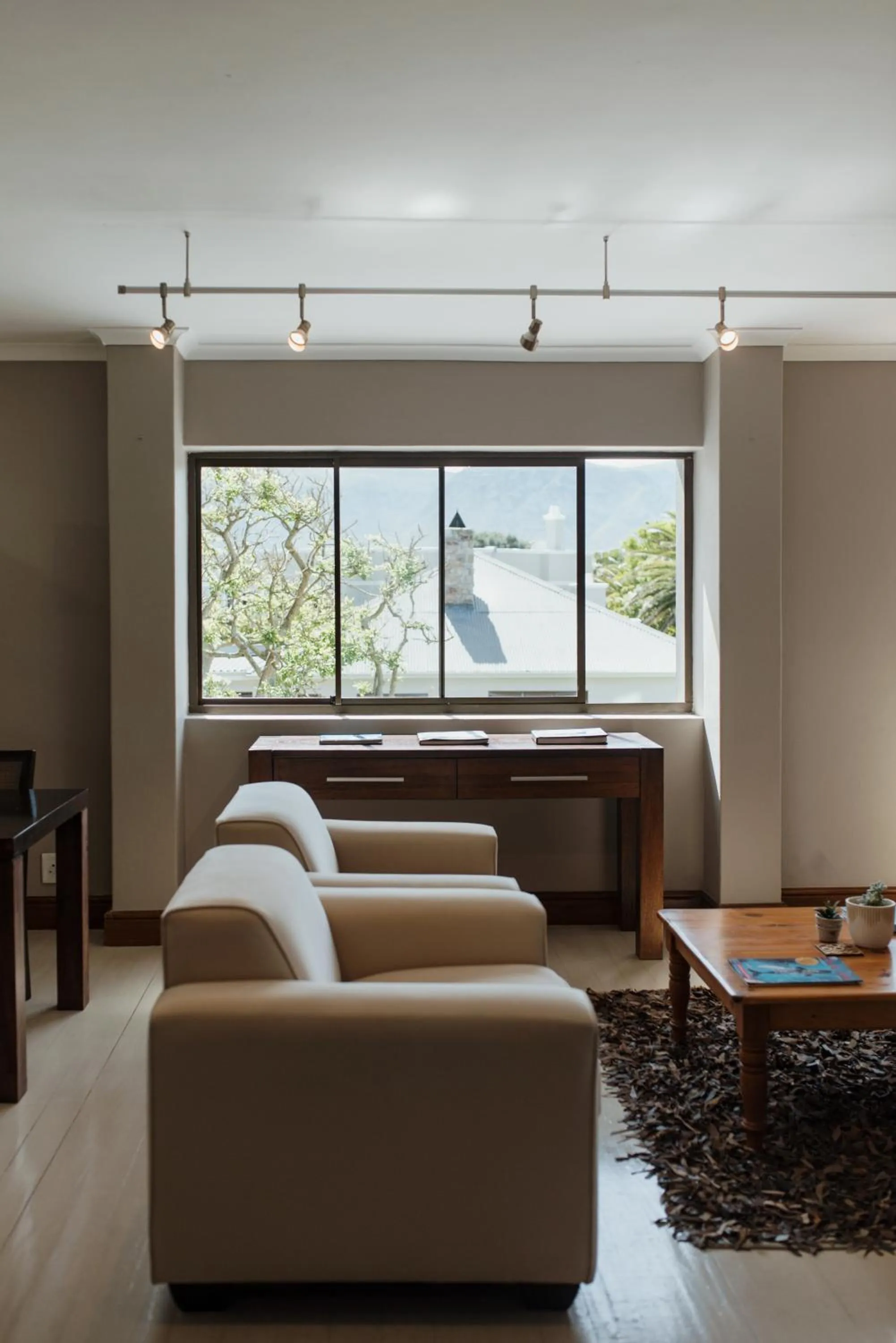 Lounge or bar in Whale Away Guest House