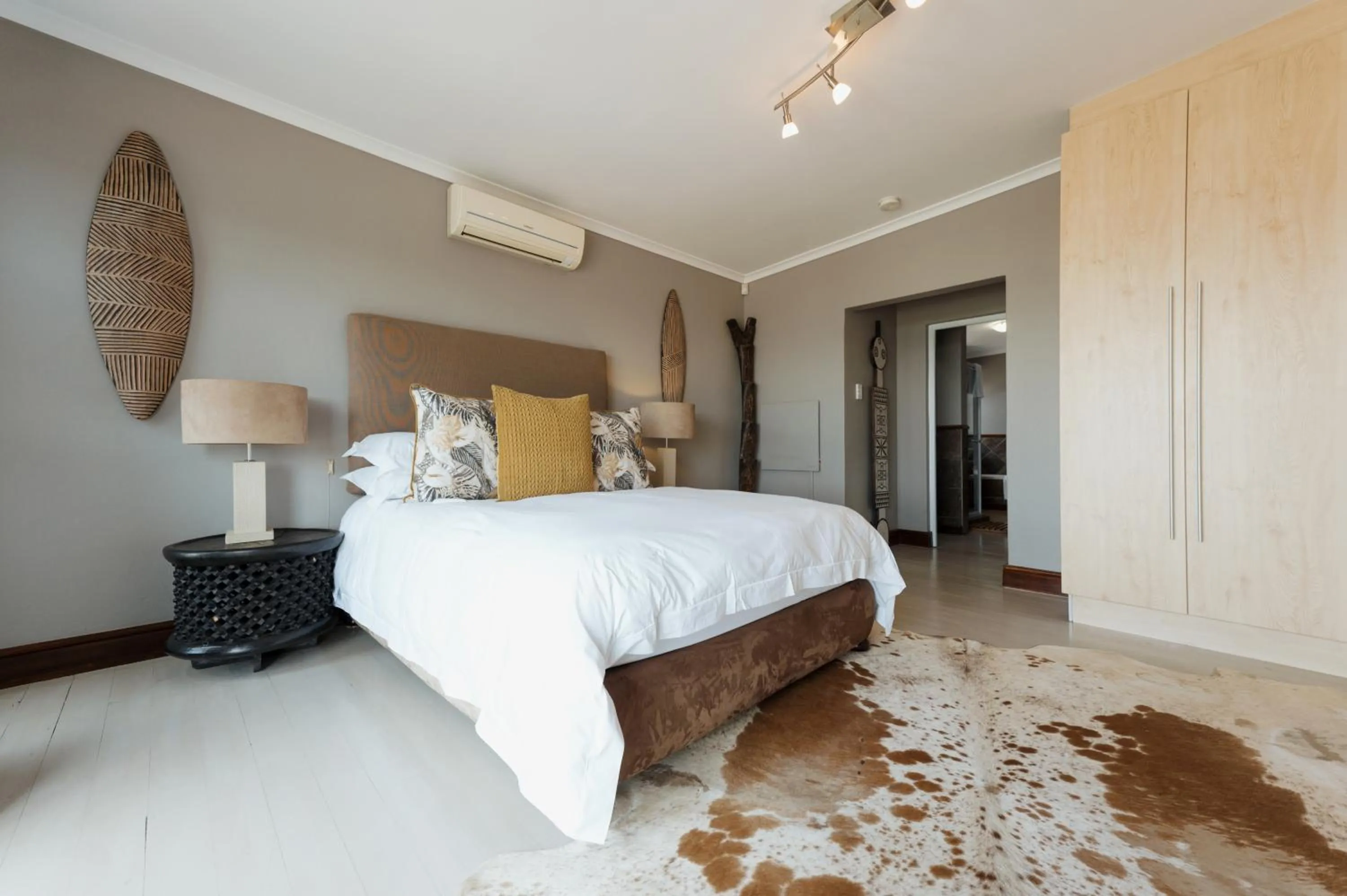 Bed in Whale Away Guest House