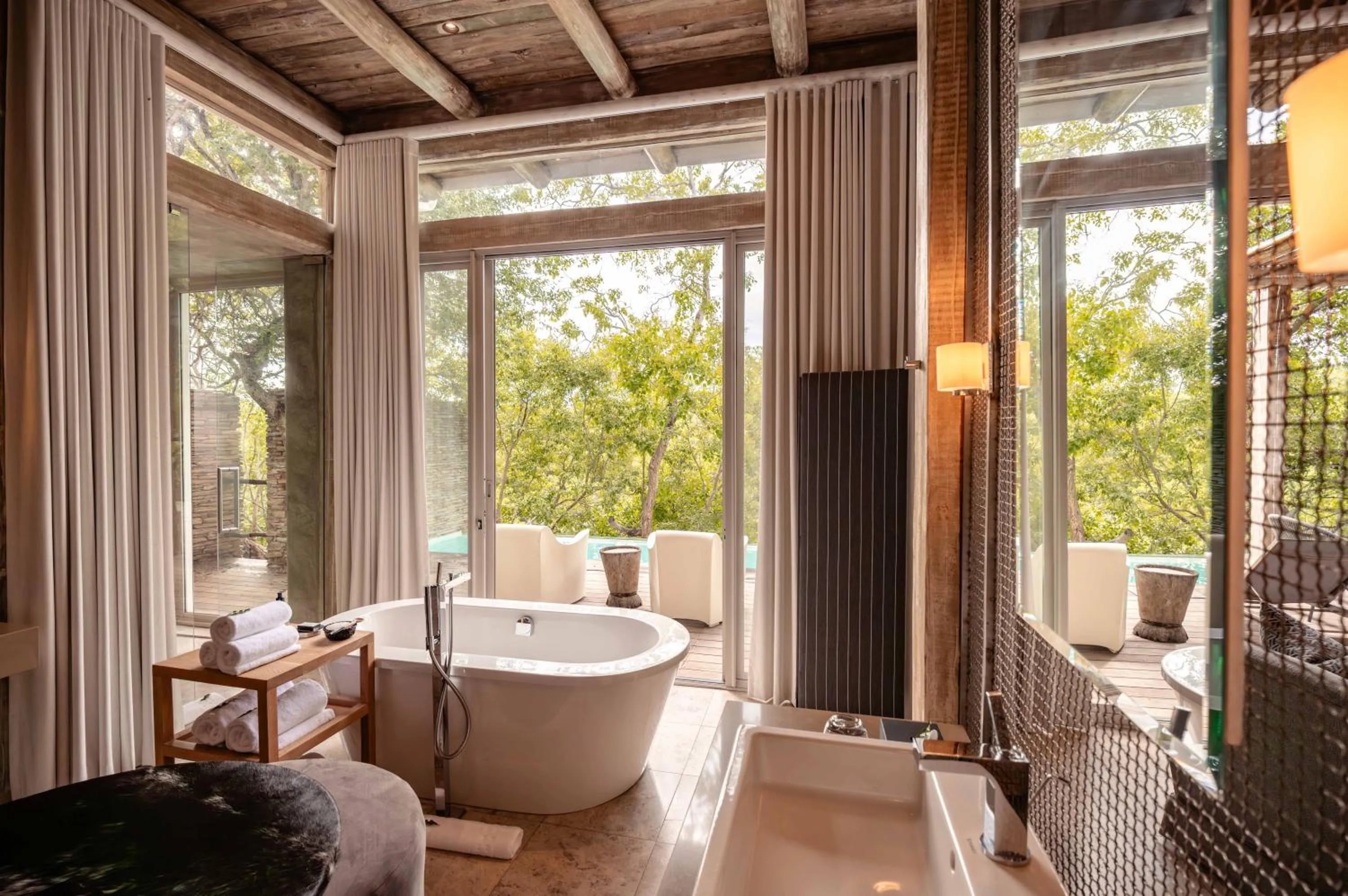 Bathroom in Kapama Karula