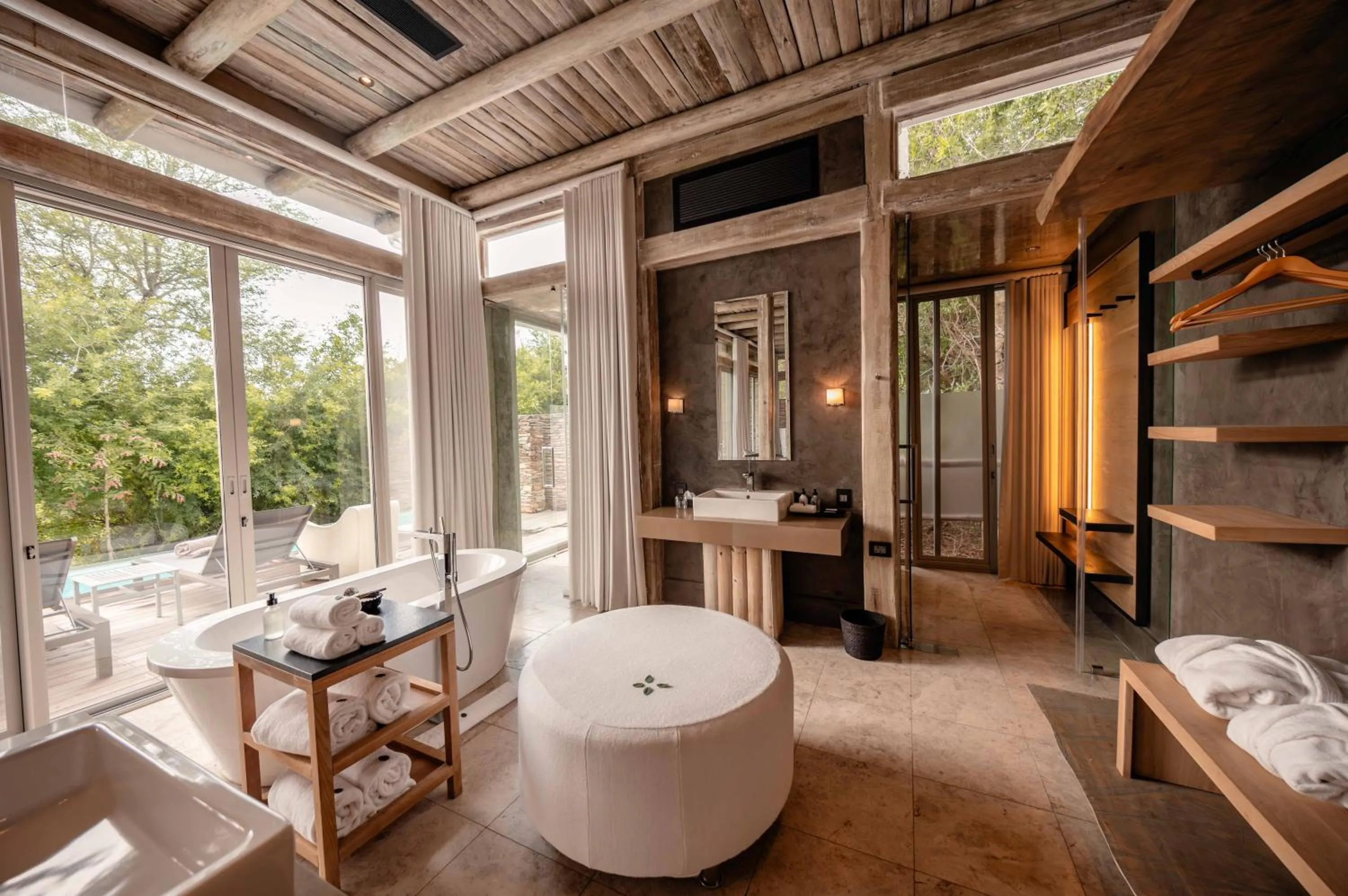 Bathroom in Kapama Karula