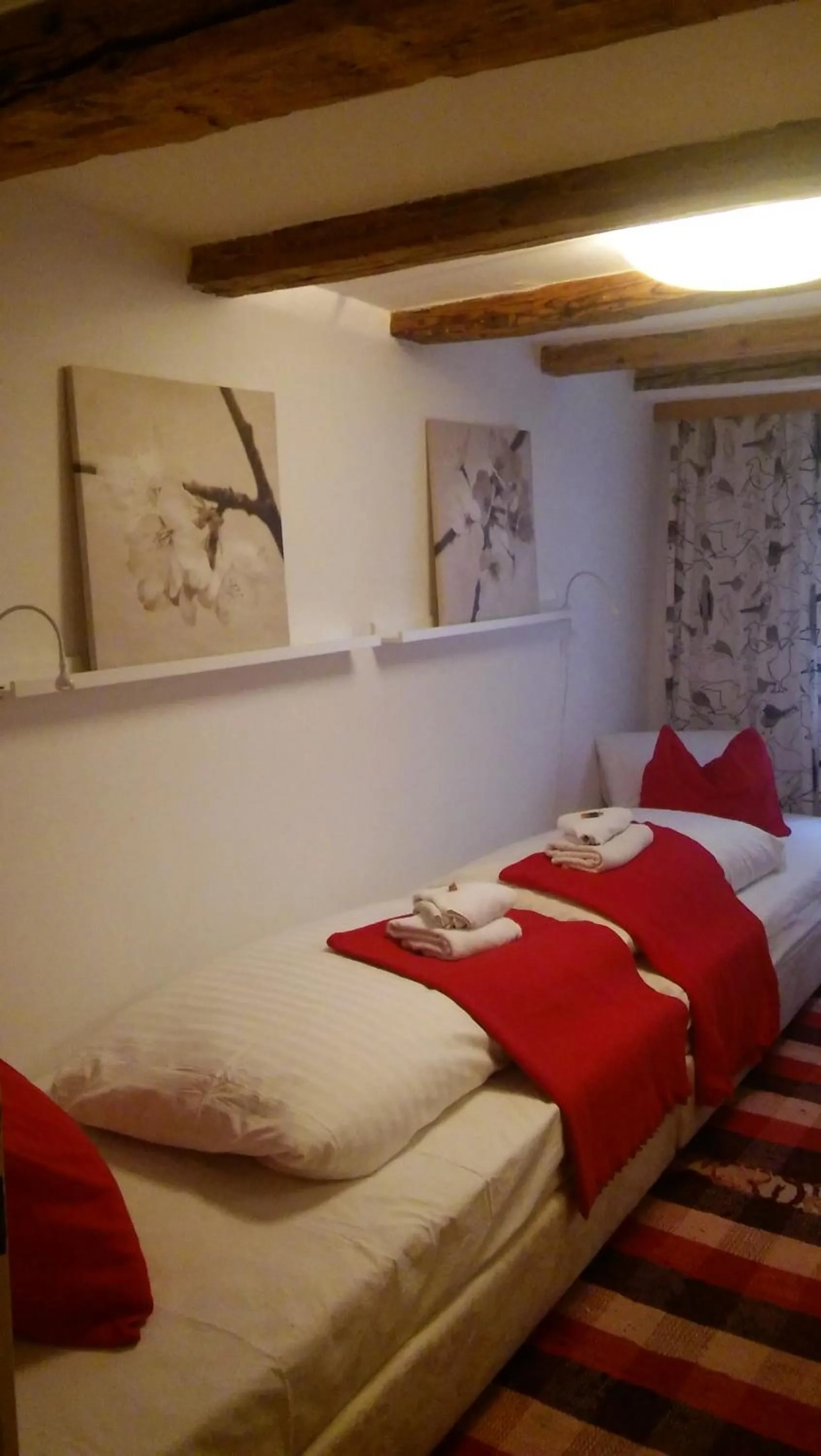 Bed in Cityhotel Junger Fuchs