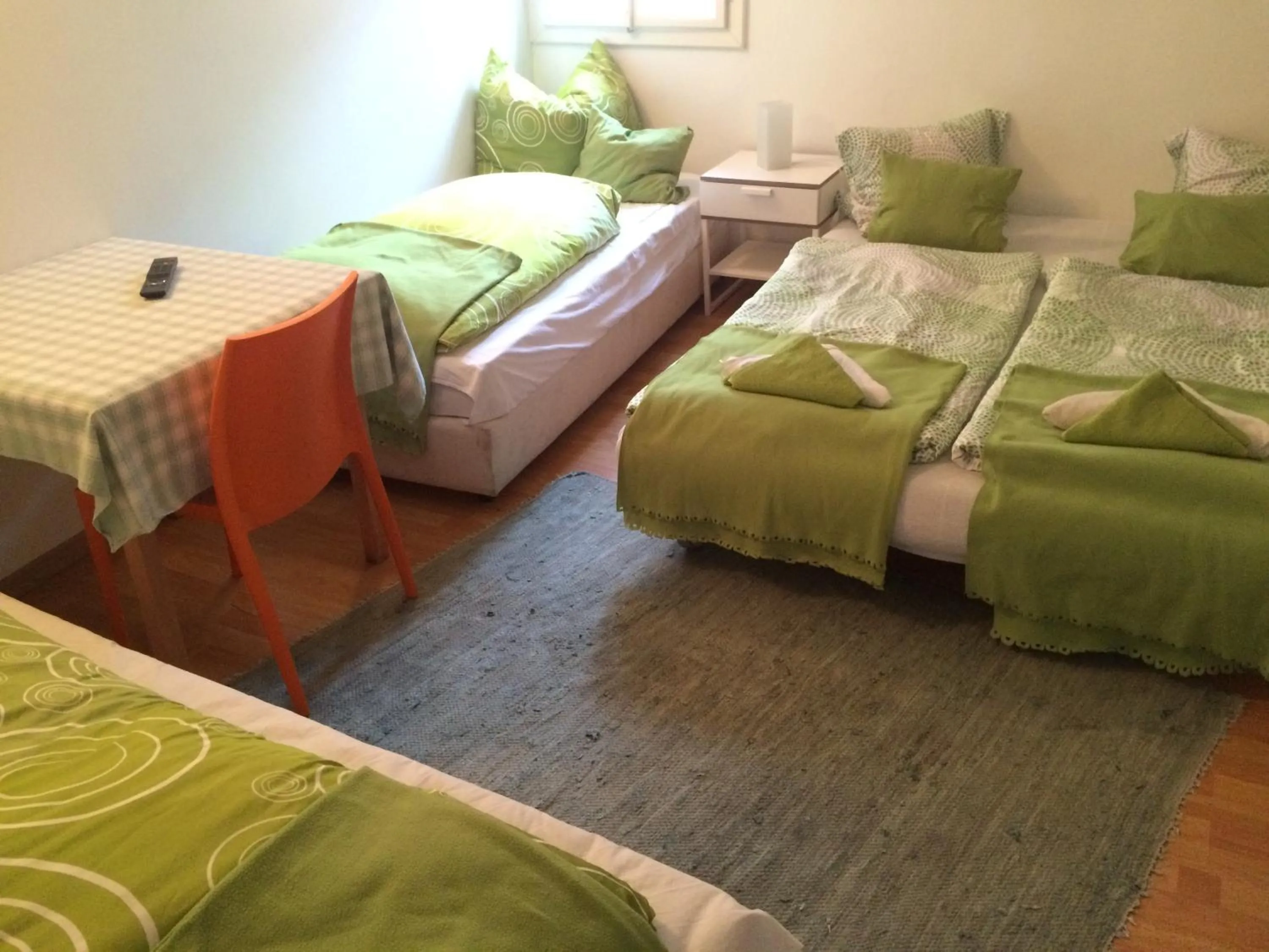 Photo of the whole room, Bed in Cityhotel Junger Fuchs