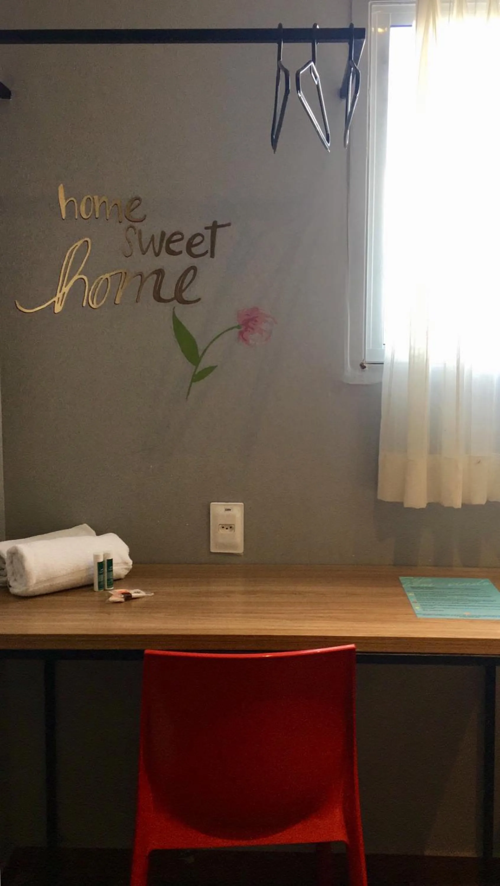 Photo of the whole room in NUMAR Hotel