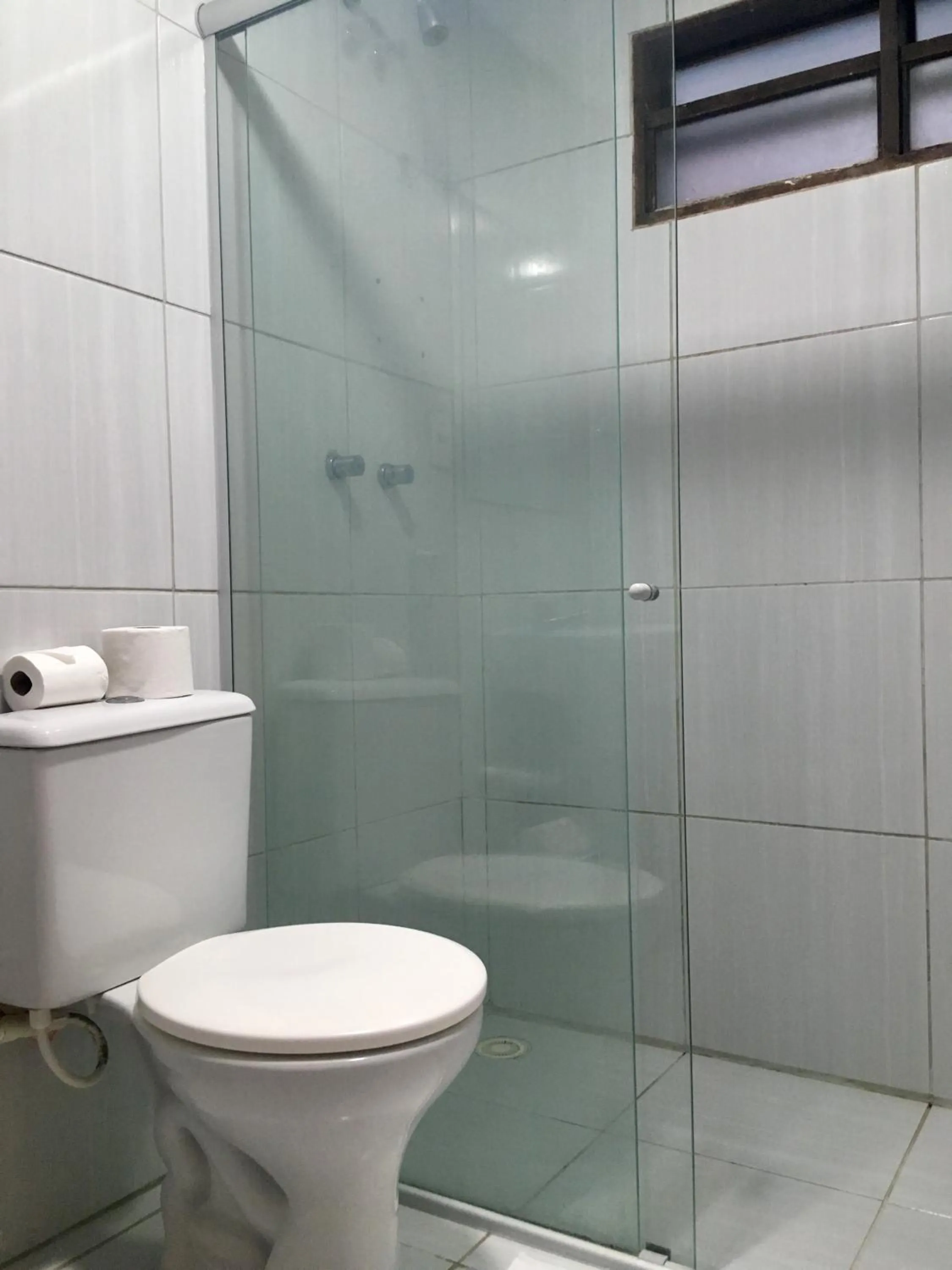 Bathroom in NUMAR Hotel