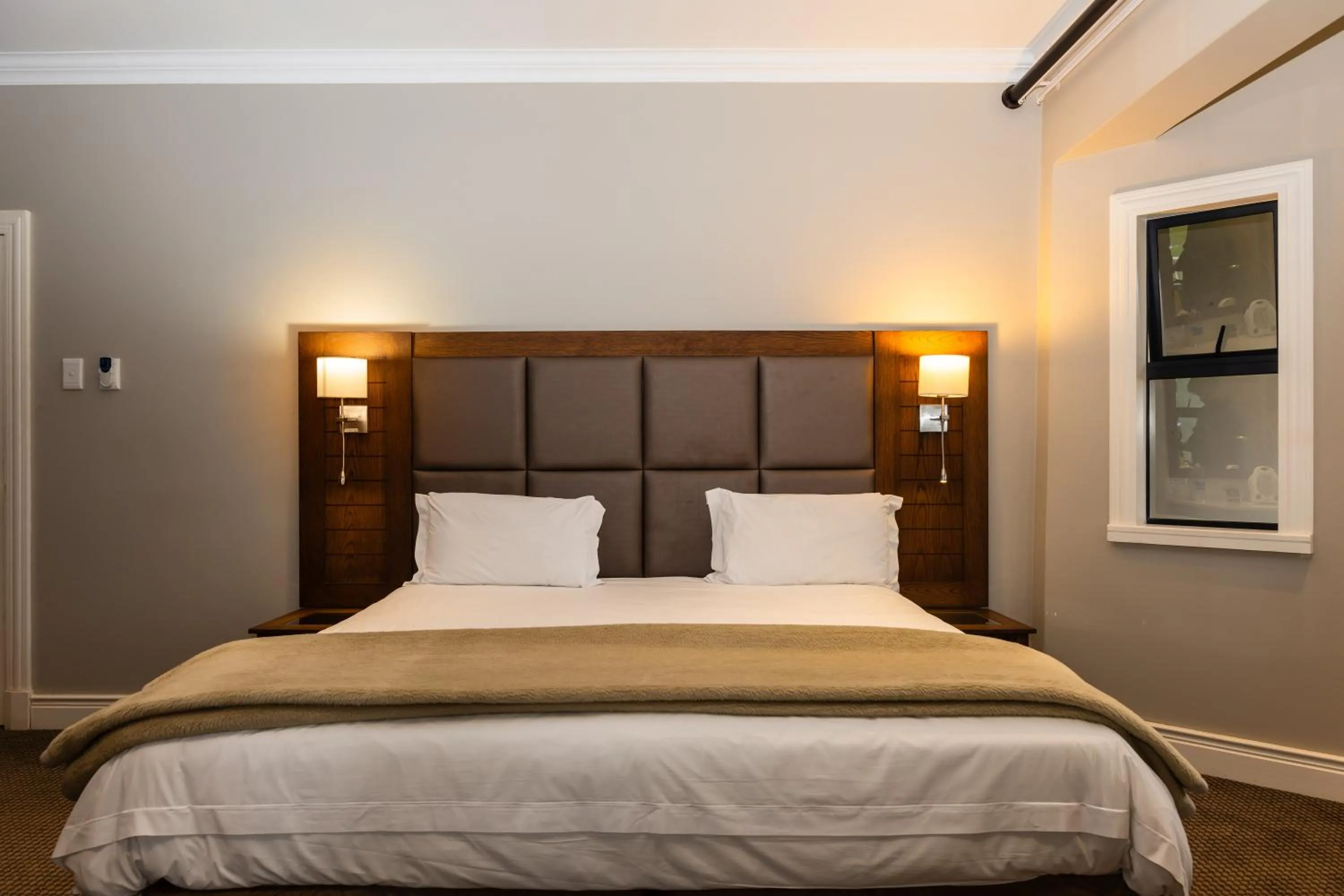 Bed in Premier Resort Mpongo Private Game Reserve