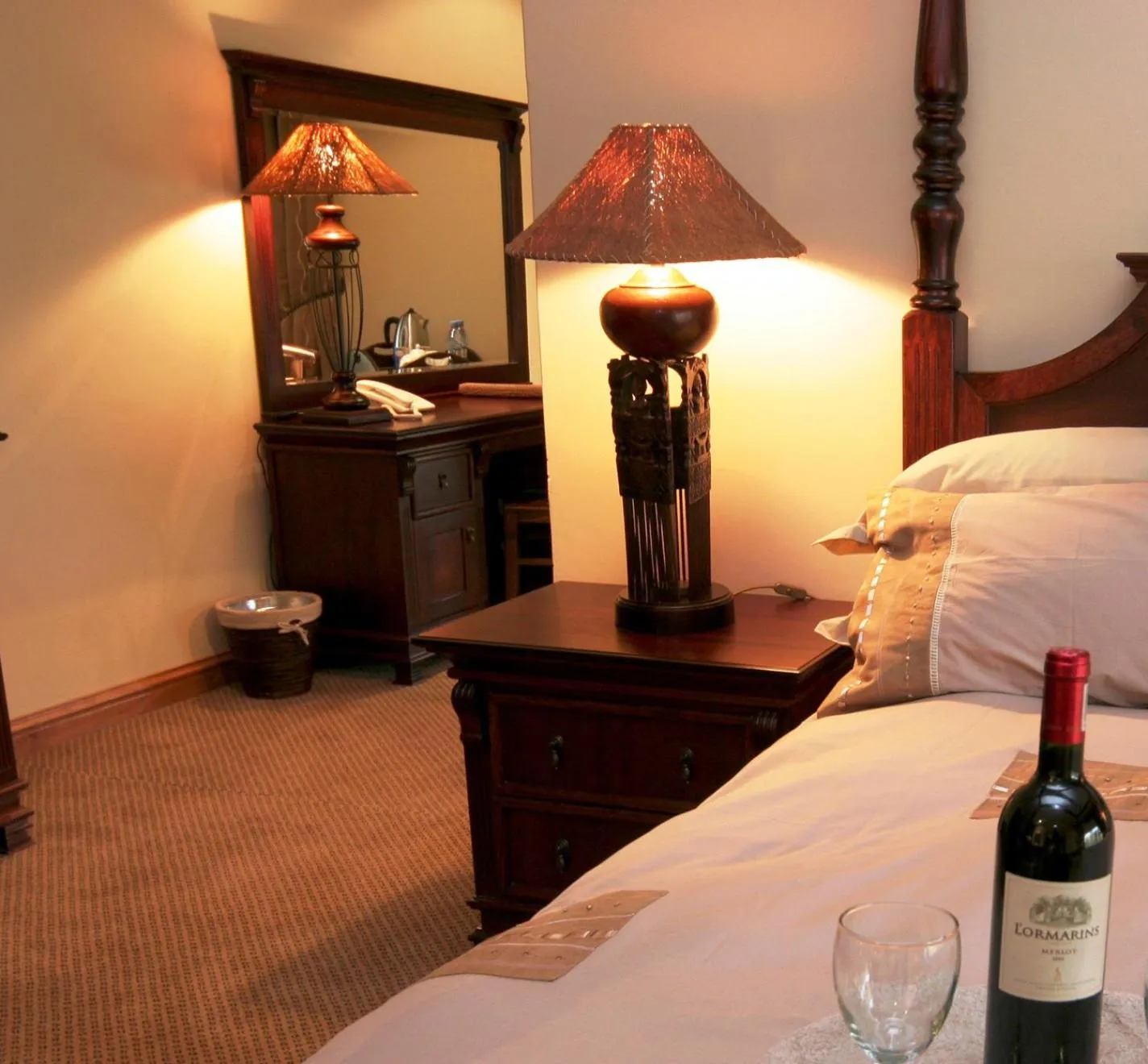 Bed in Premier Resort Mpongo Private Game Reserve