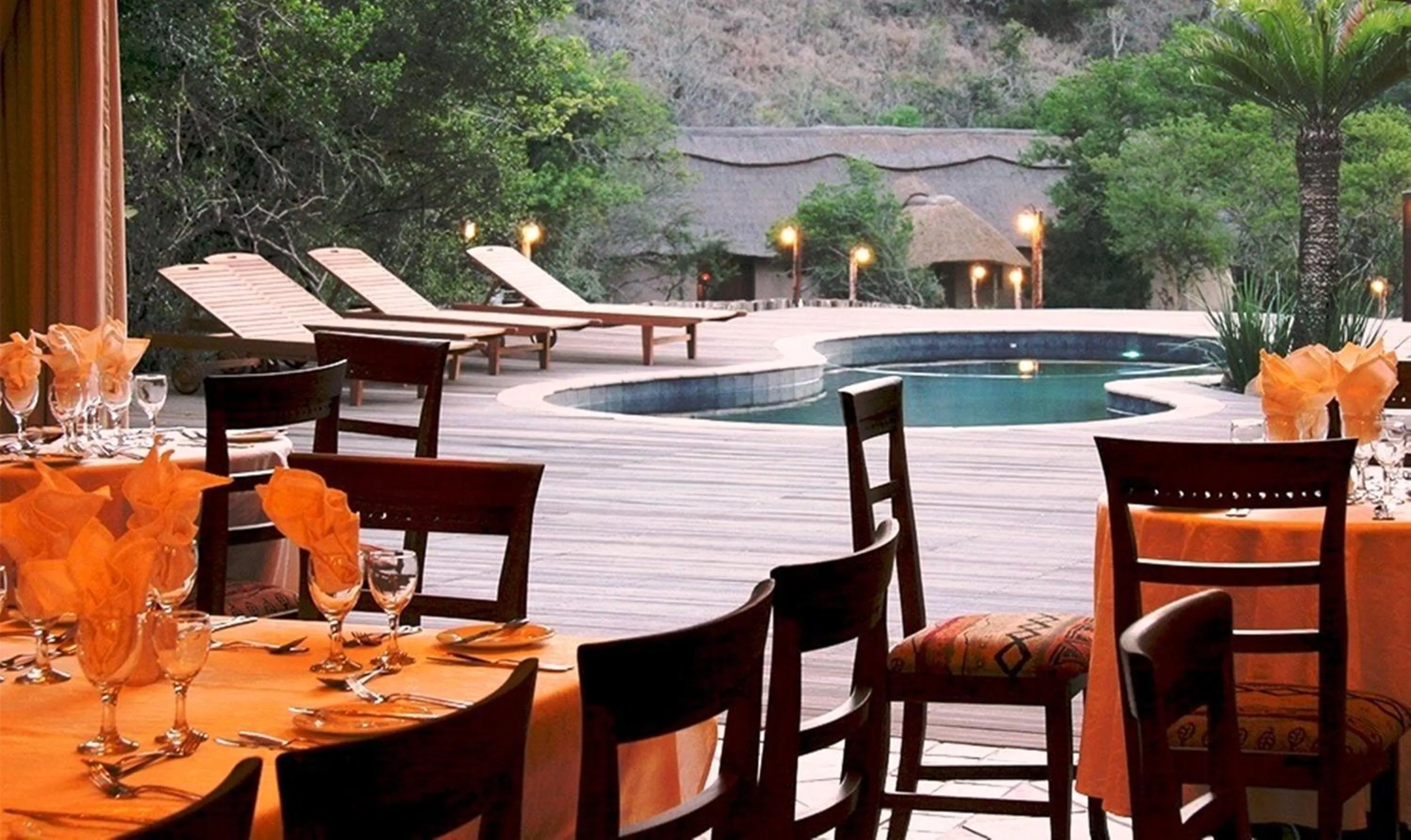 Restaurant/places to eat in Premier Resort Mpongo Private Game Reserve