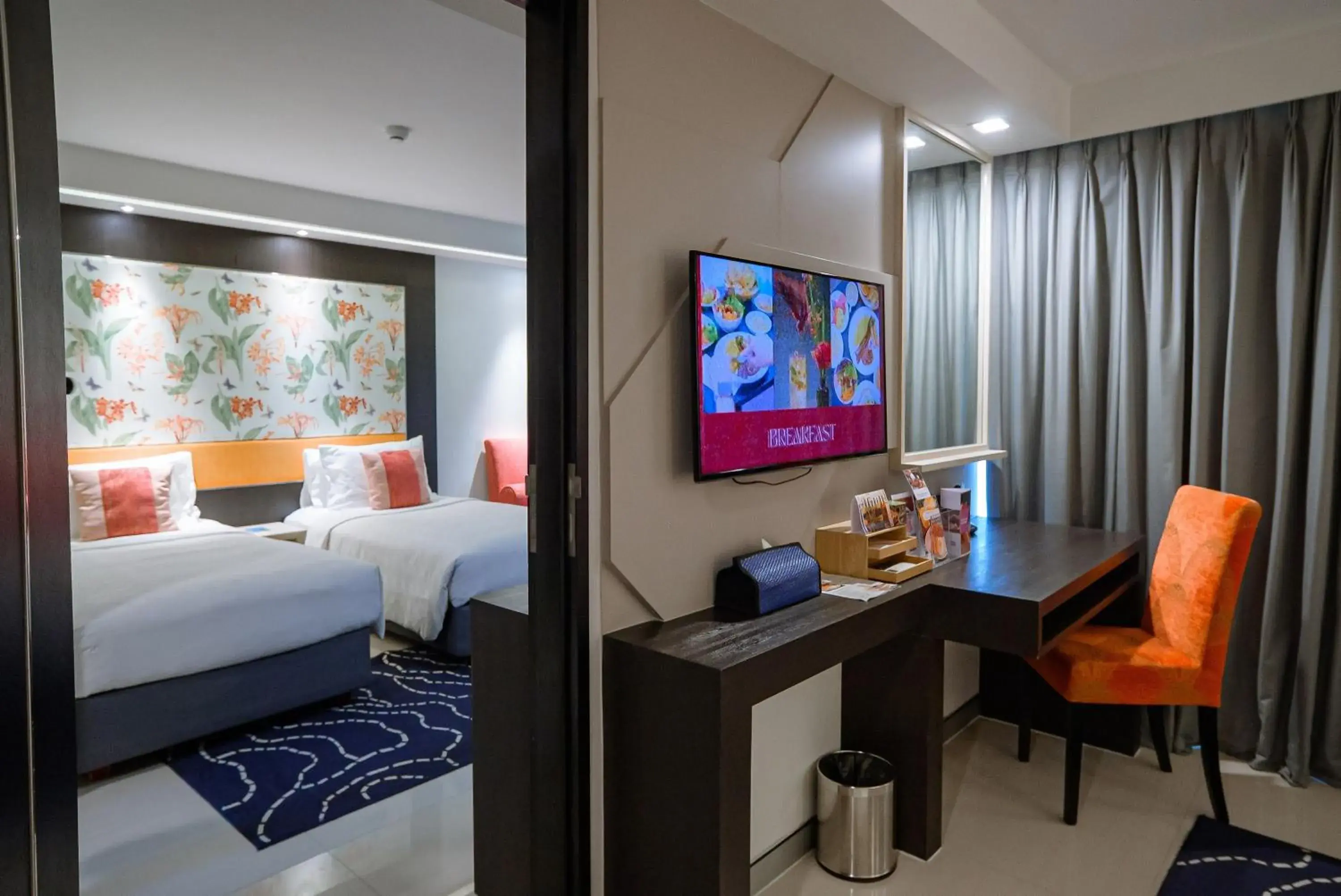 Two-Bedroom Connecting in Hotel Clover Asoke - SHA Extra Plus Two-Bedroom Connecting in Hotel Clover Asoke - SHA Extra Plus