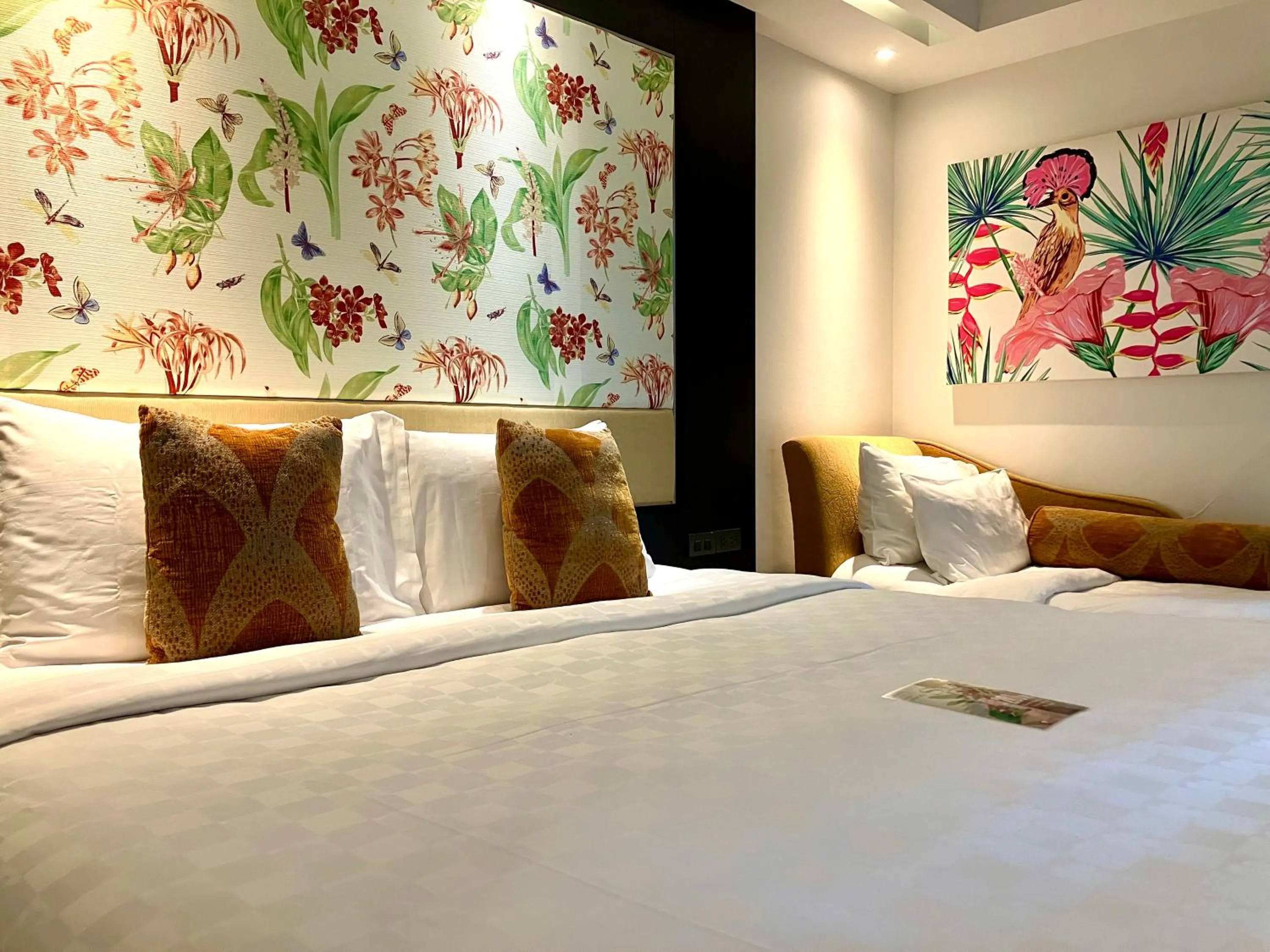 Bed in Hotel Clover Asoke - SHA Extra Plus