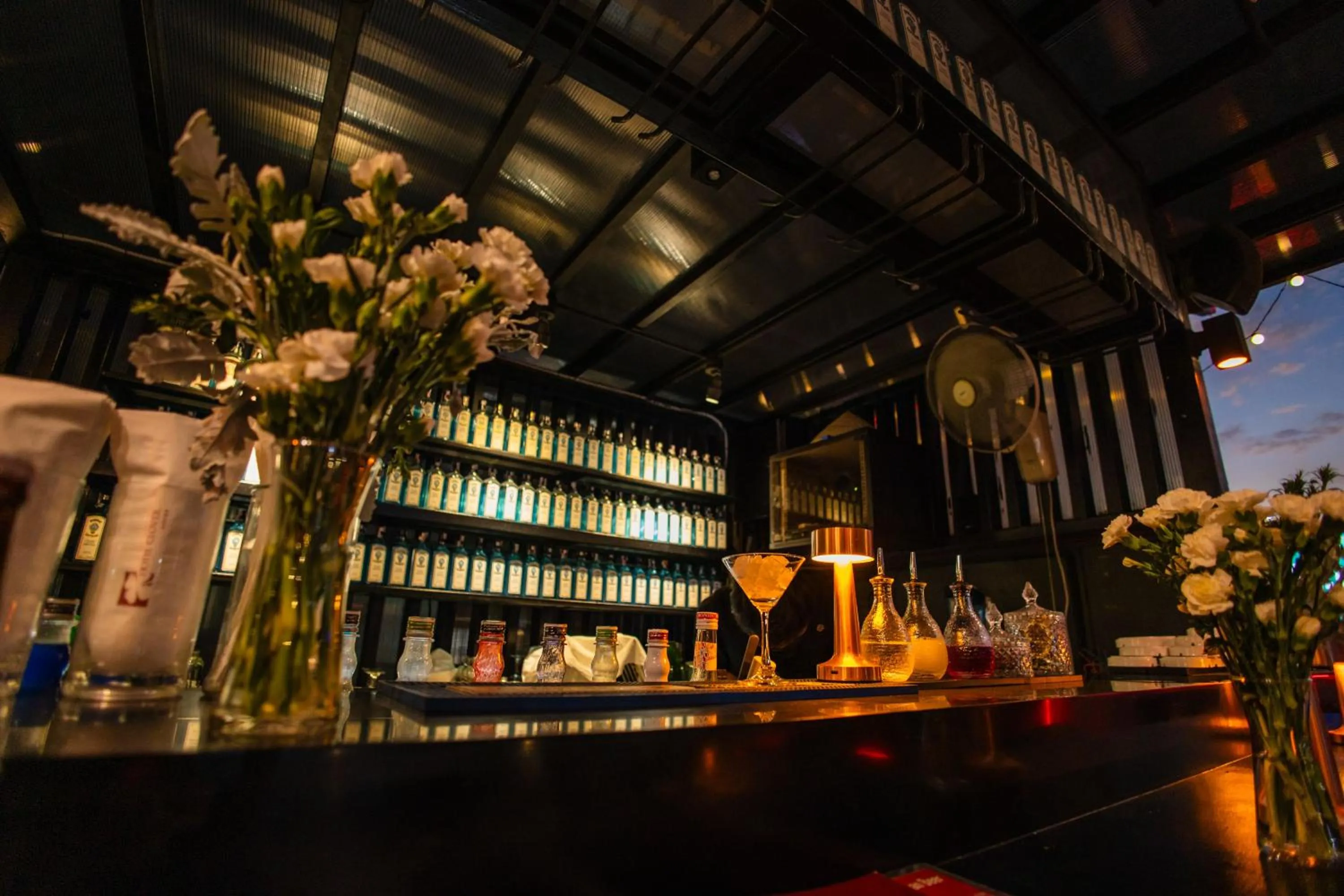 Lounge or bar in Hotel Clover Asoke - SHA Extra Plus