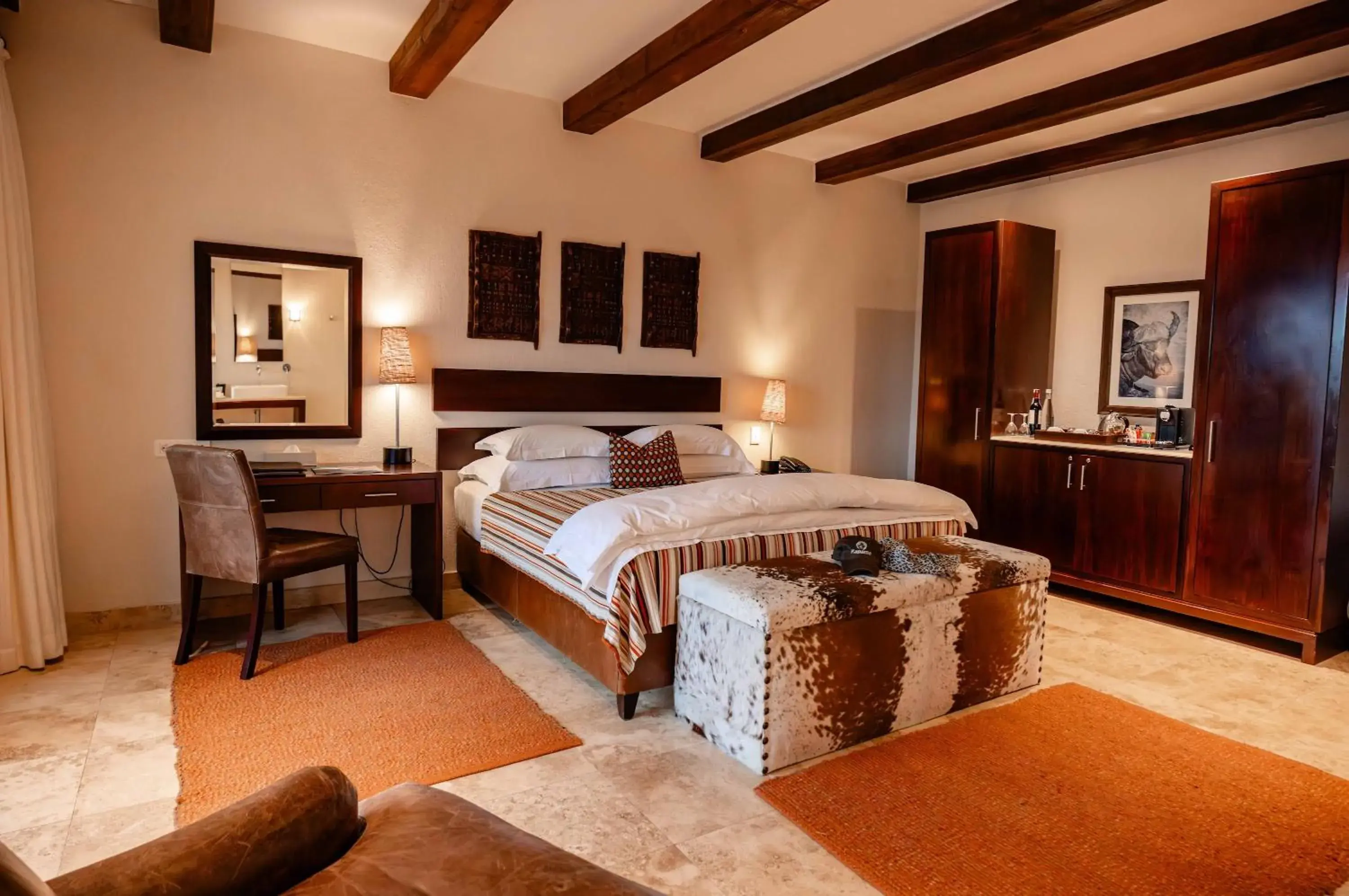 Luxury Suite - single occupancy in Kapama River Lodge Luxury Suite - single occupancy in Kapama River Lodge