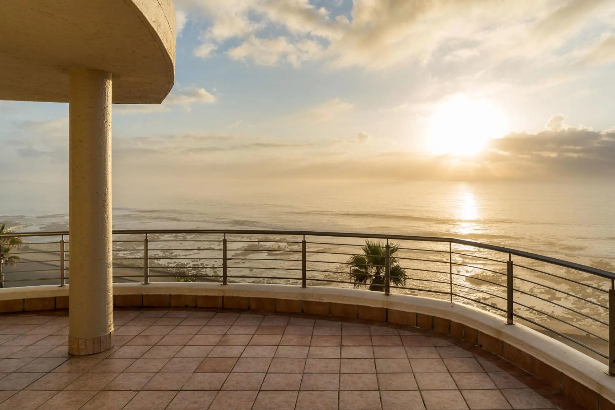 Balcony/Terrace in Premier Hotel Regent