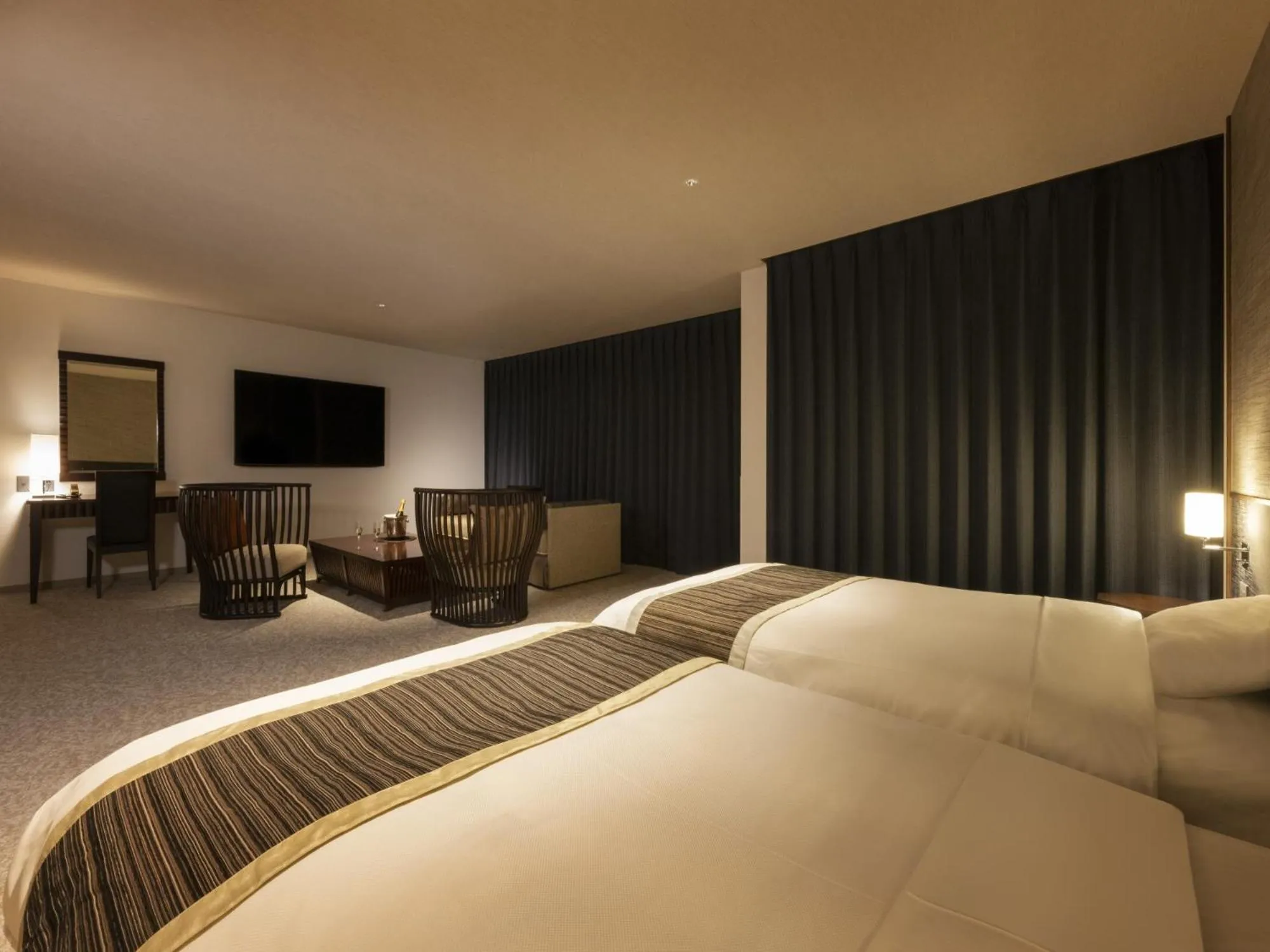 Bed in Kamogawa Grand Hotel