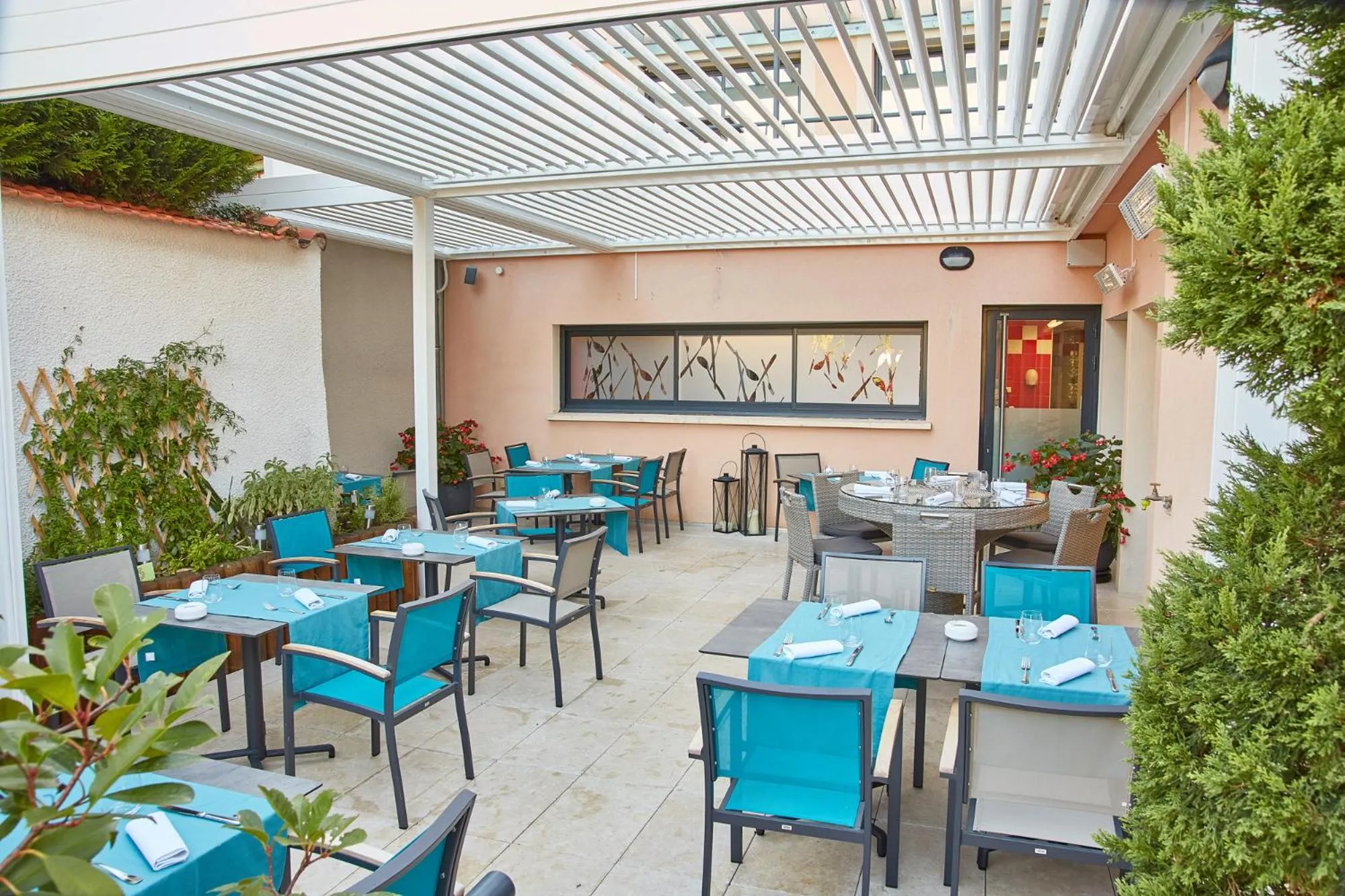 Patio in Le Place Neuve