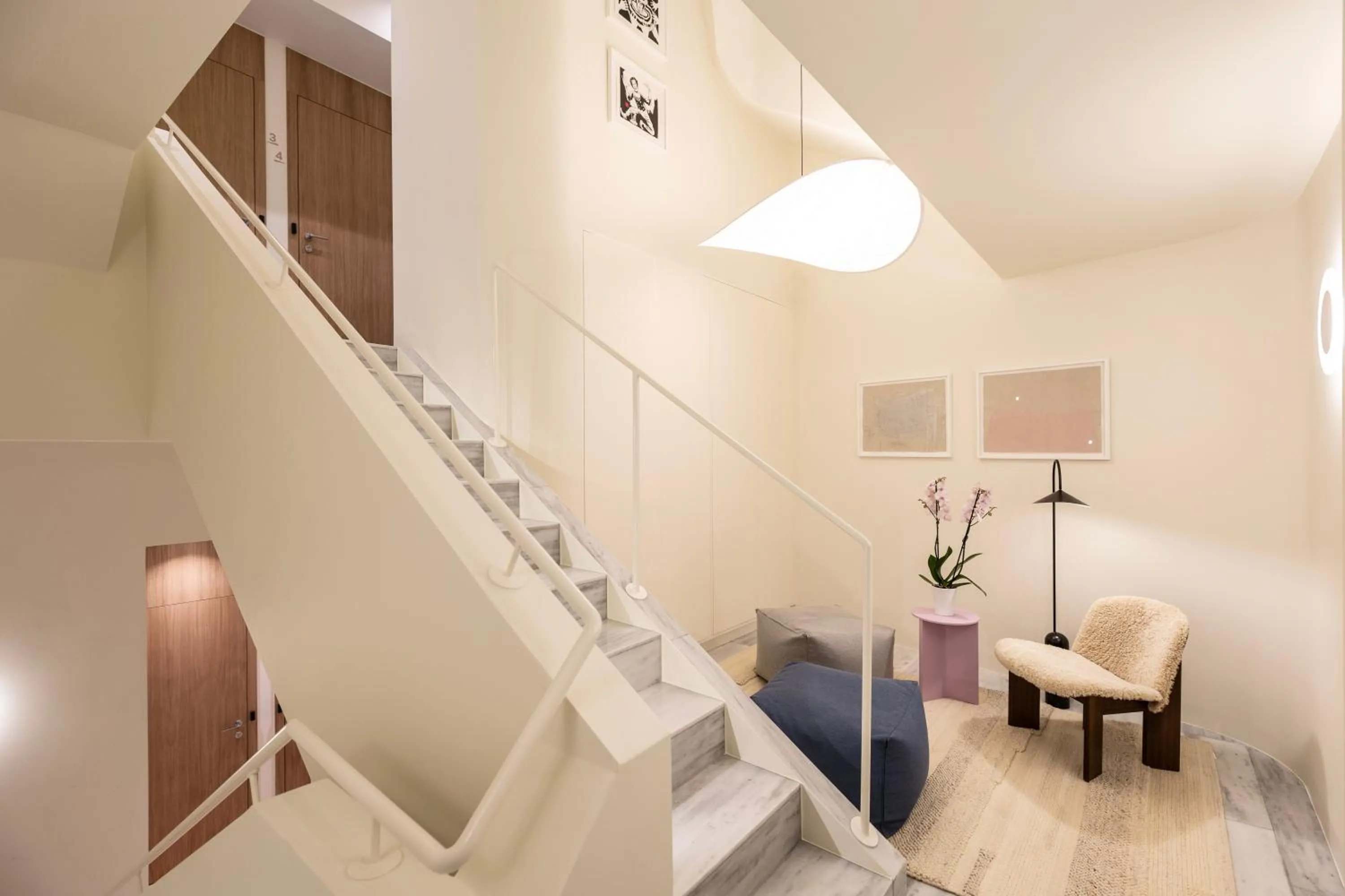 Property building in Milioni by Oniro