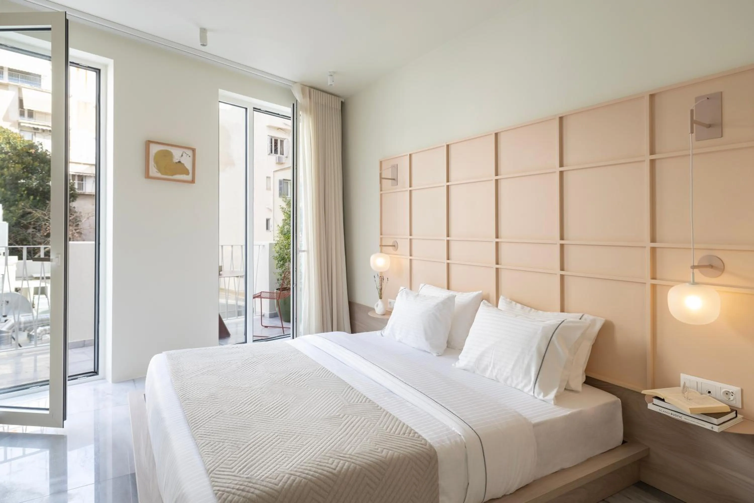 Bed in Milioni by Oniro