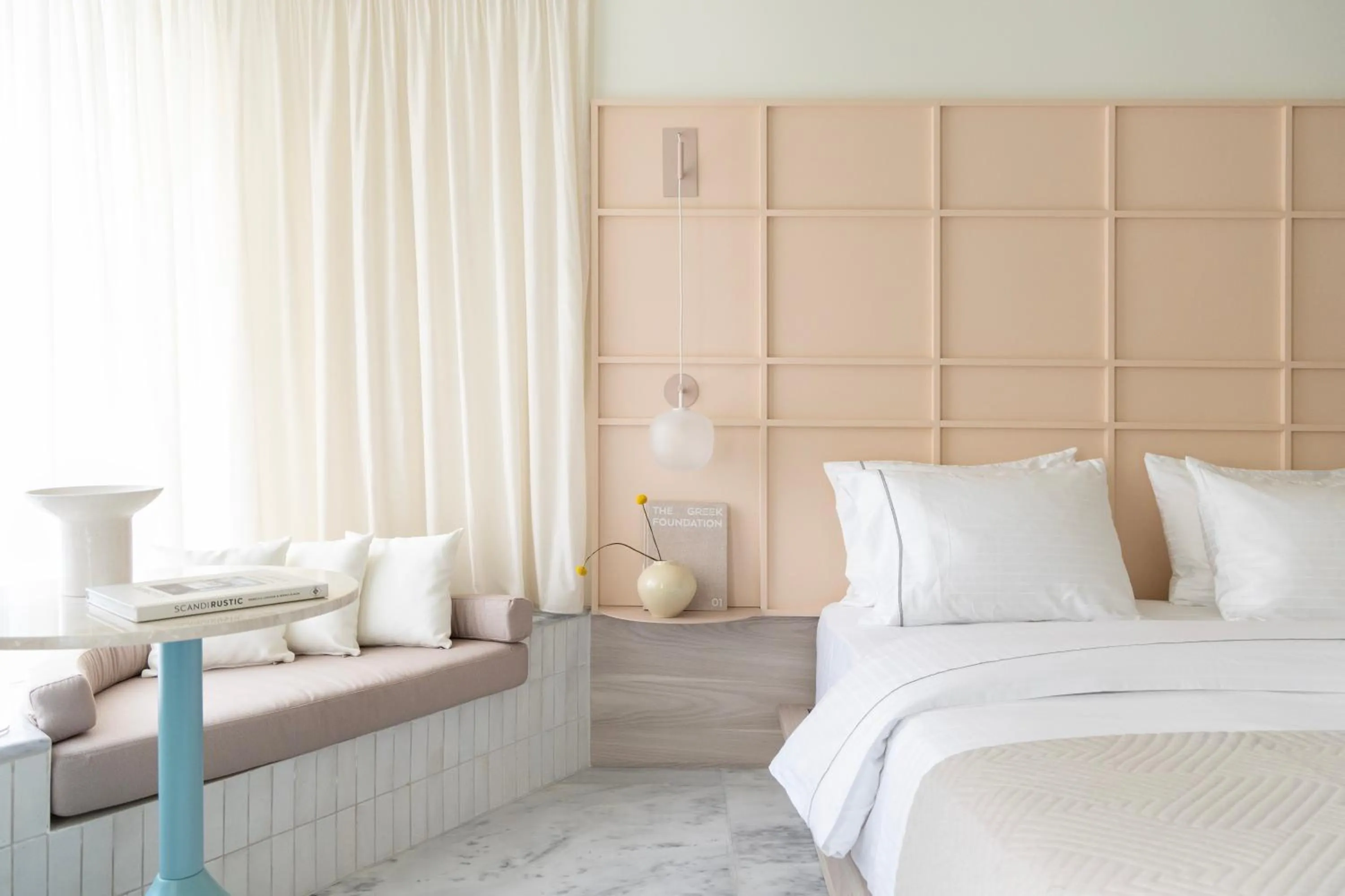 Bed in Milioni by Oniro