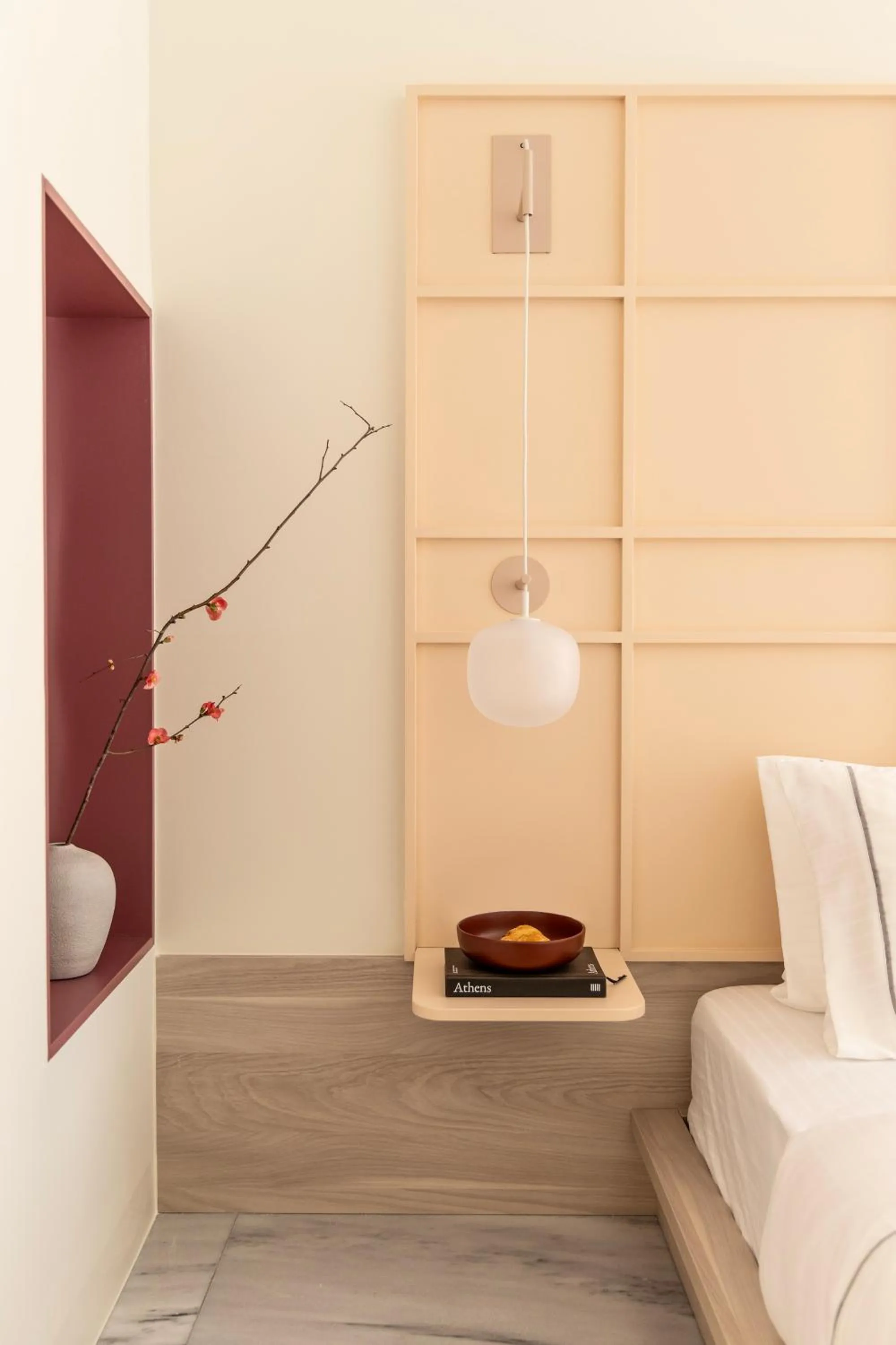 Bed in Milioni by Oniro