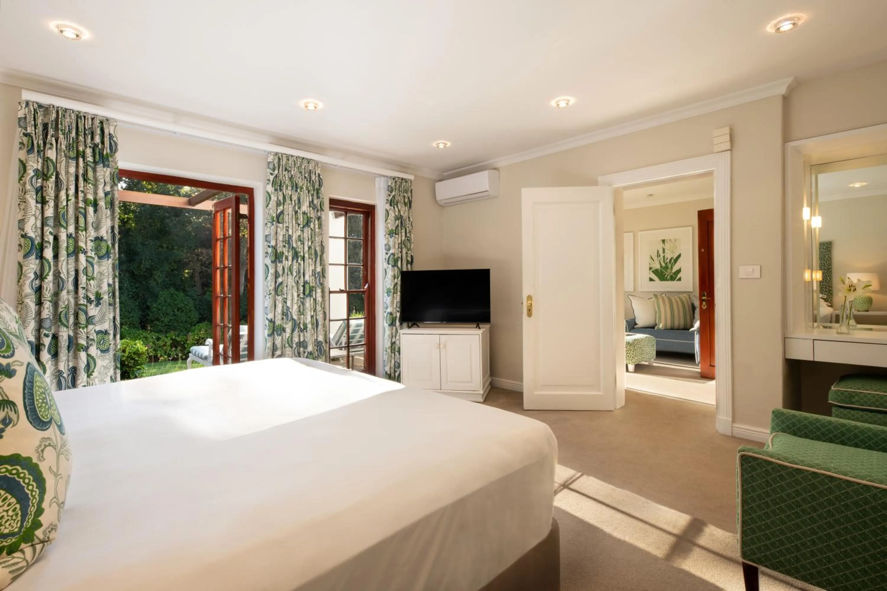 Bed in The Cellars-Hohenort