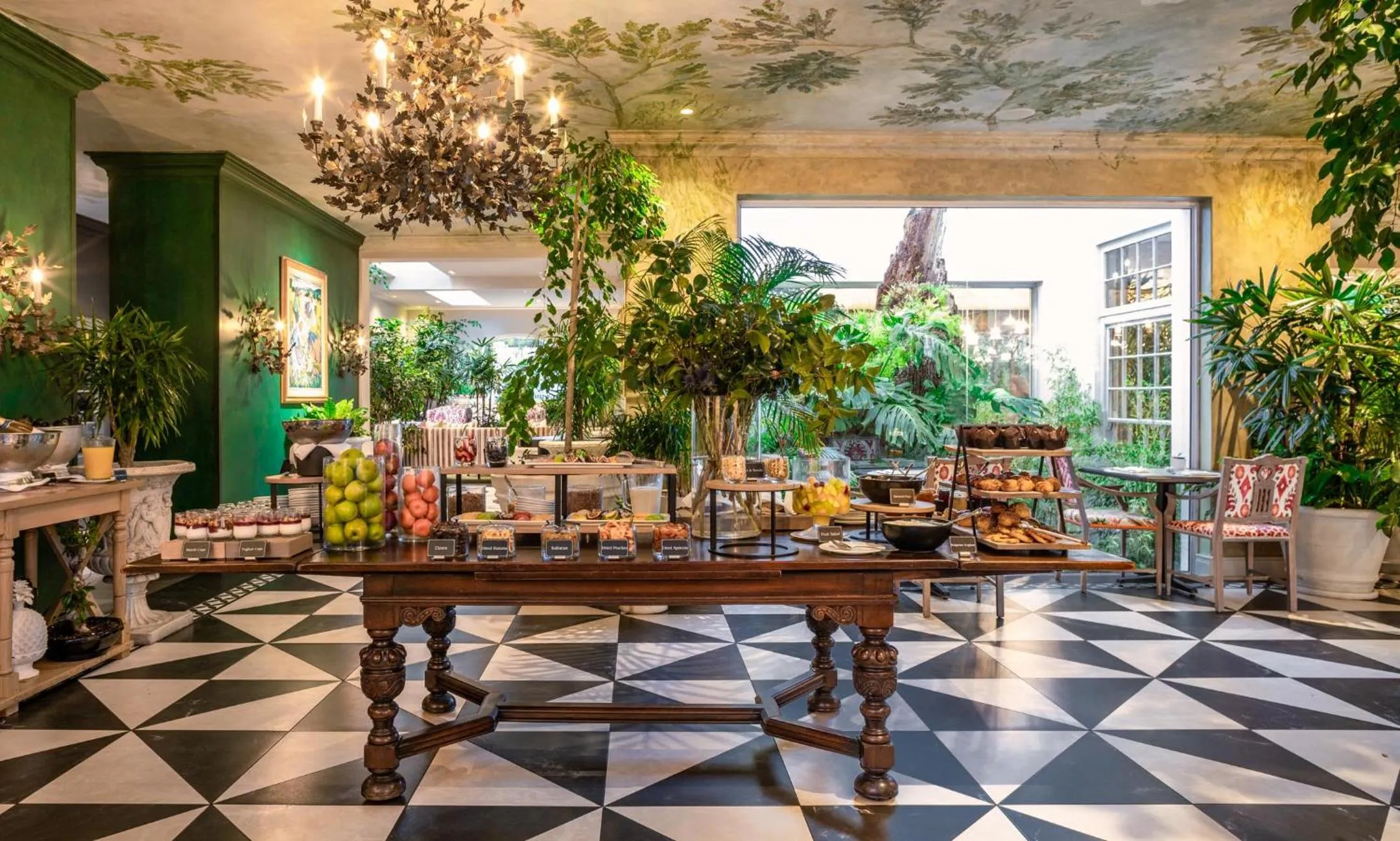 Breakfast in The Cellars-Hohenort