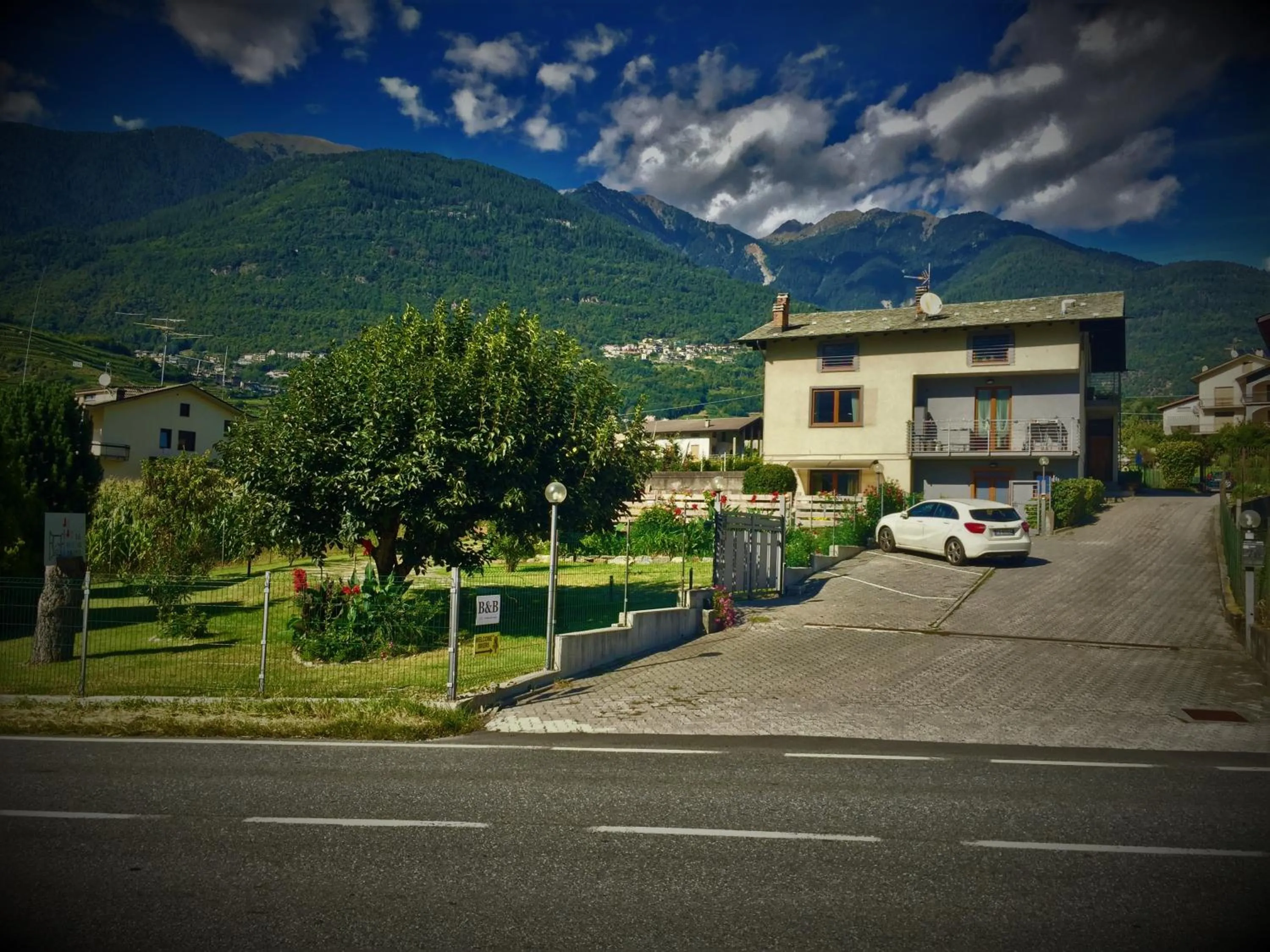 Property building in B&B Valtellina Mon Amour