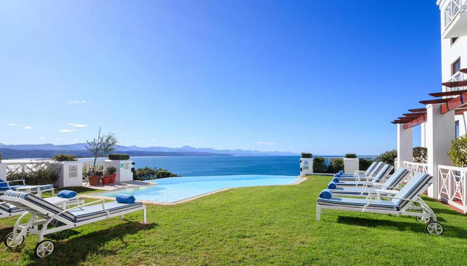 Mountain view in The Plettenberg Hotel