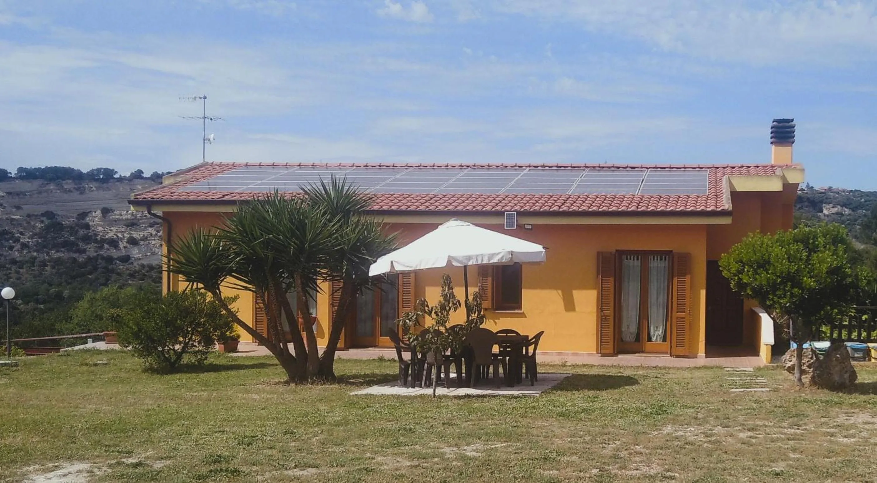 Property building in Grotta Delle Fate