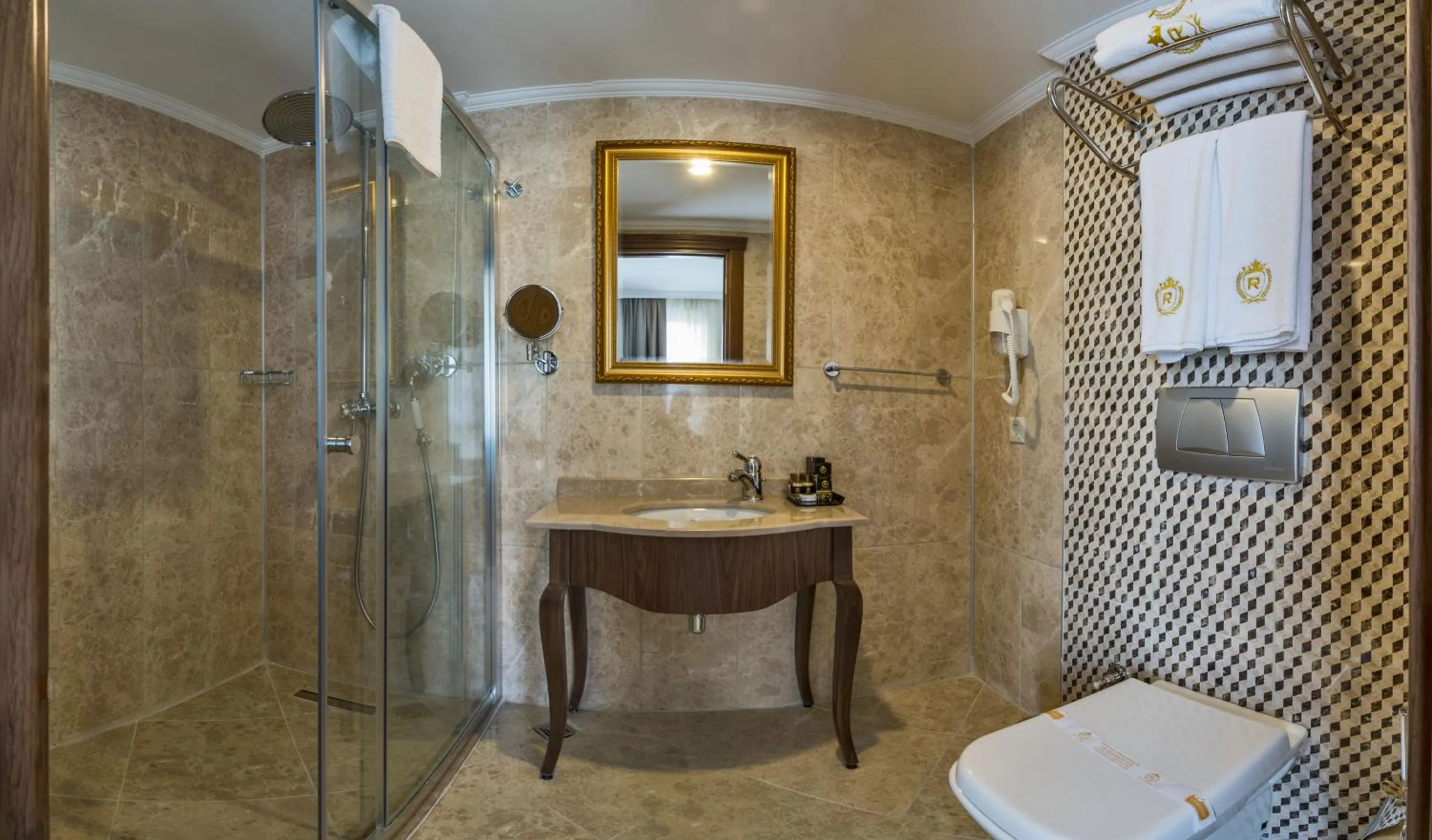 Bed in The Central Hotel