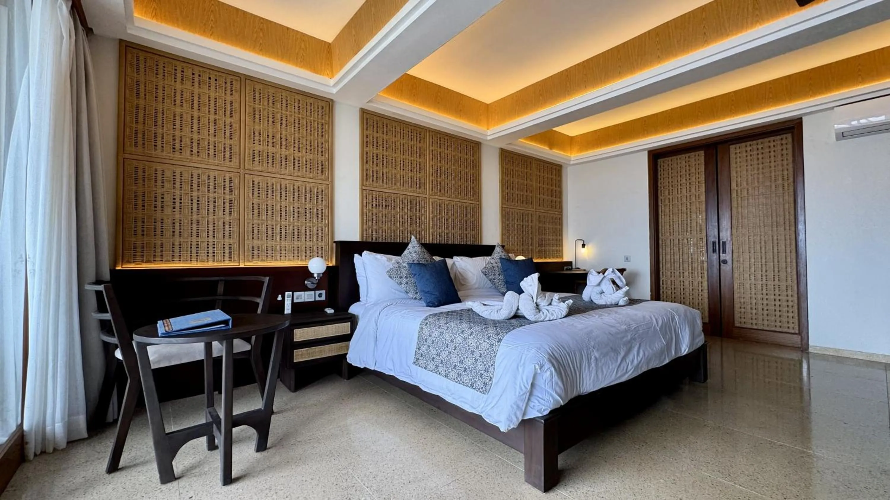 Bedroom, Bed in The Point Resort Lembongan