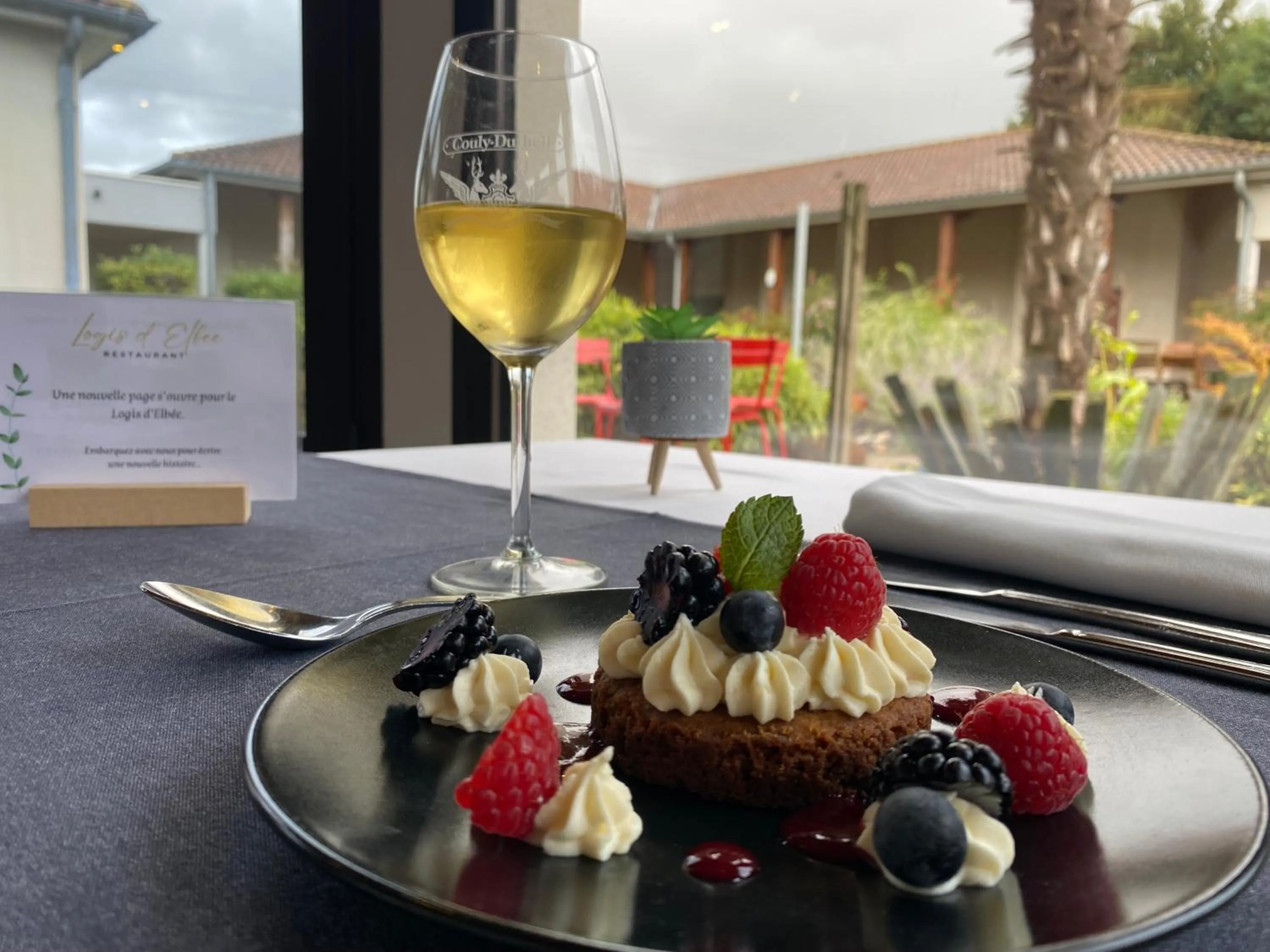 Restaurant/places to eat in The Originals City, Logis d'Elbée, Cholet Nord