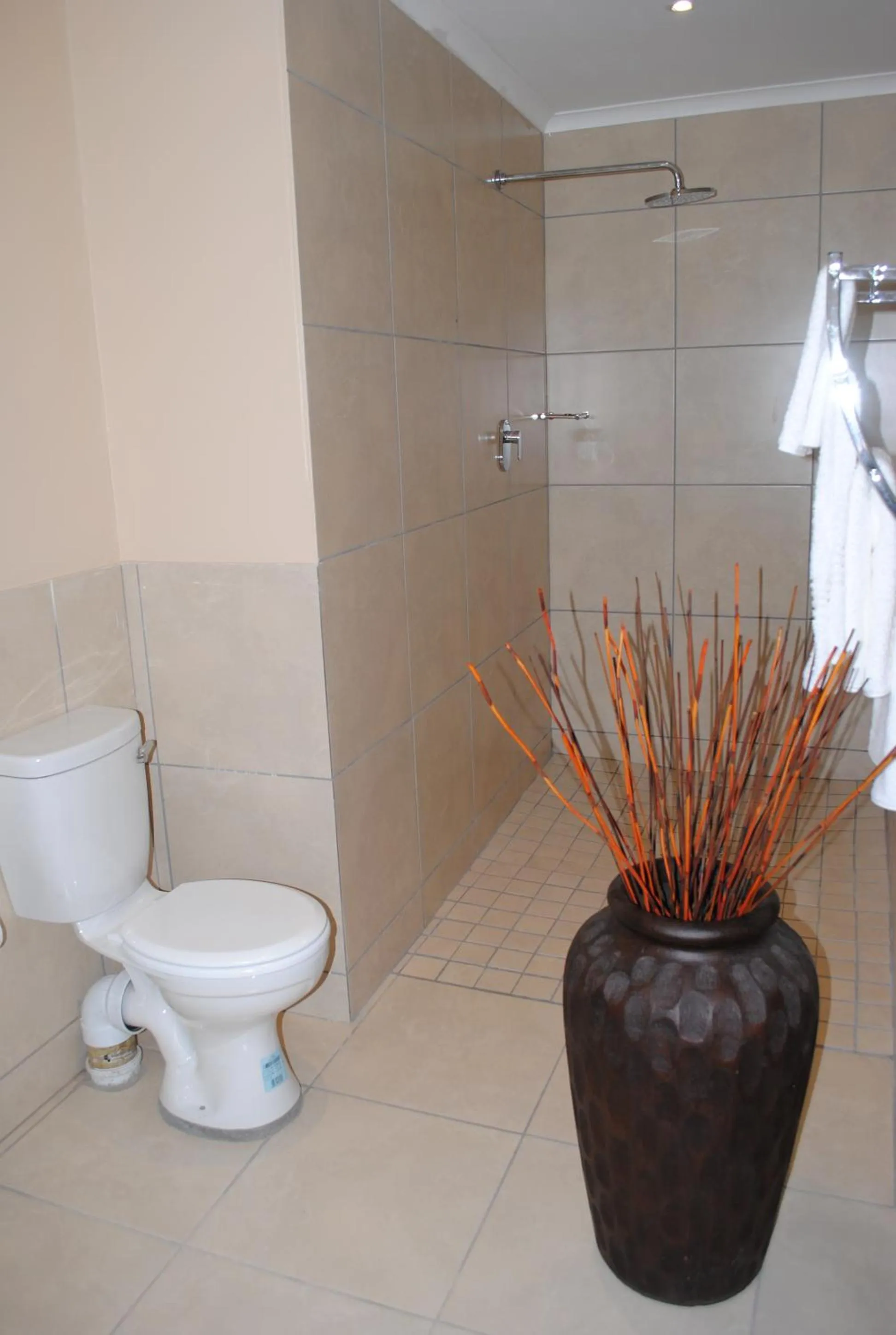 Bathroom in 6 on Morris Guest Lodge