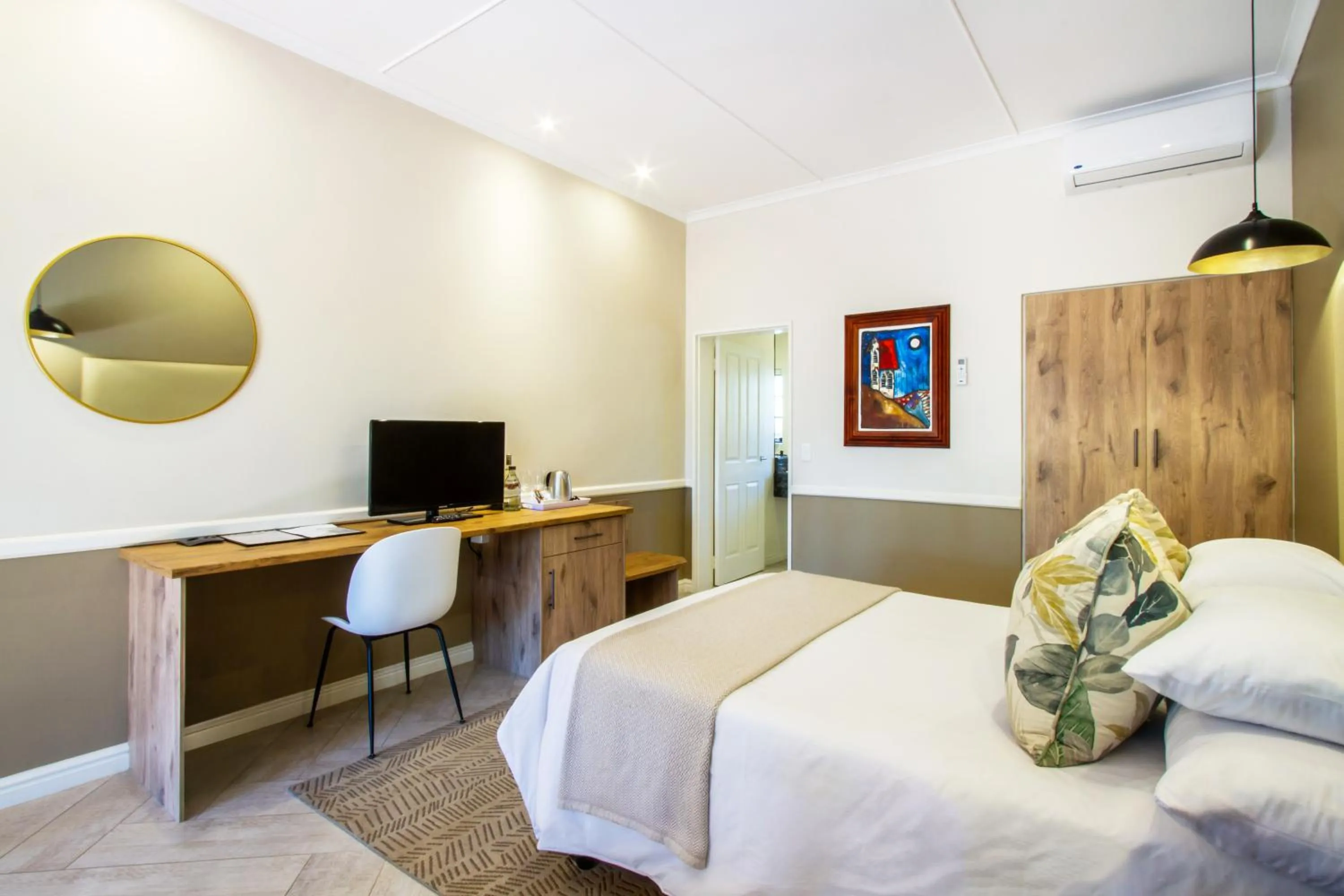 Property building, Bed in Hlangana Lodge