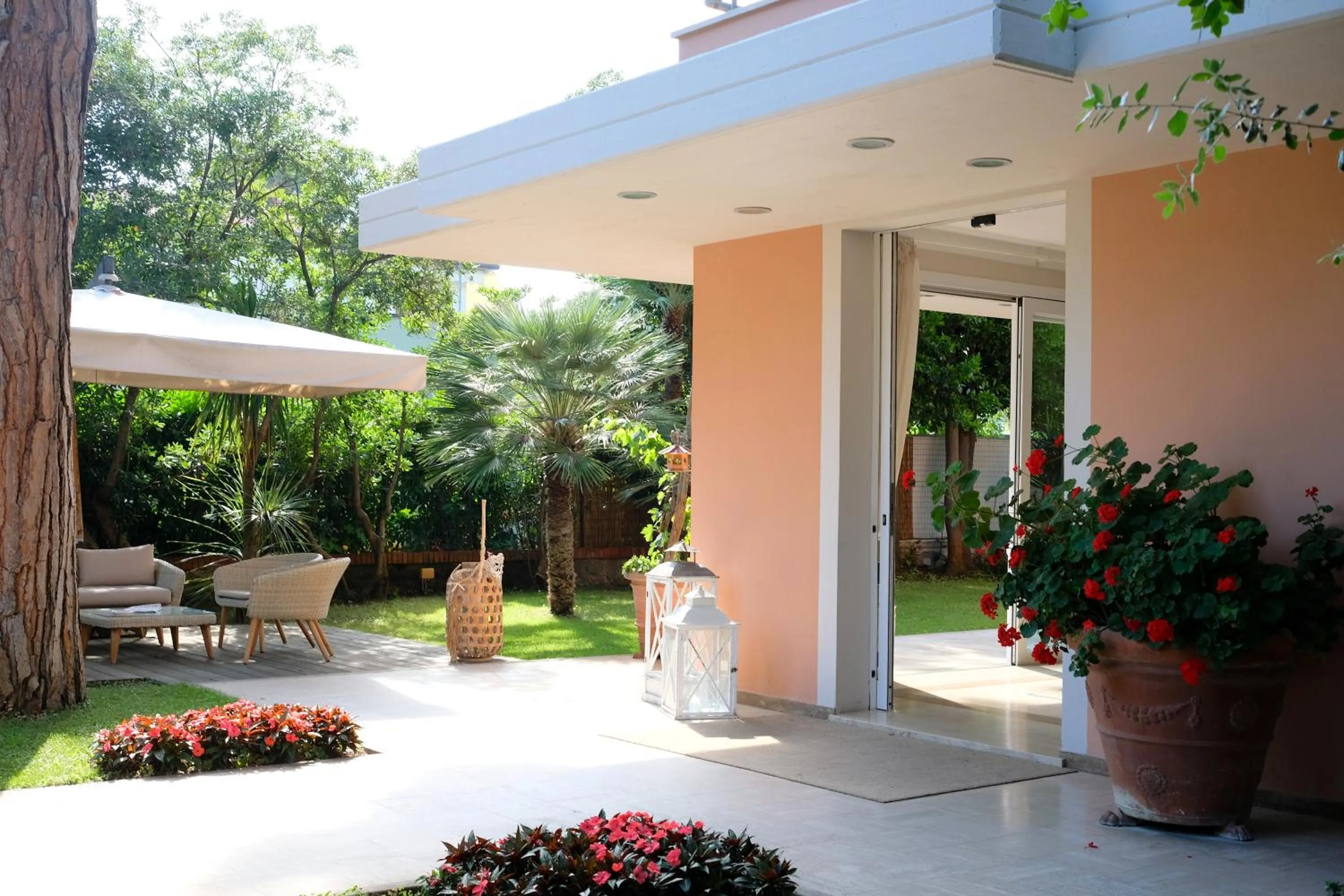 Facade/entrance in Hotel Piccolo Mondo