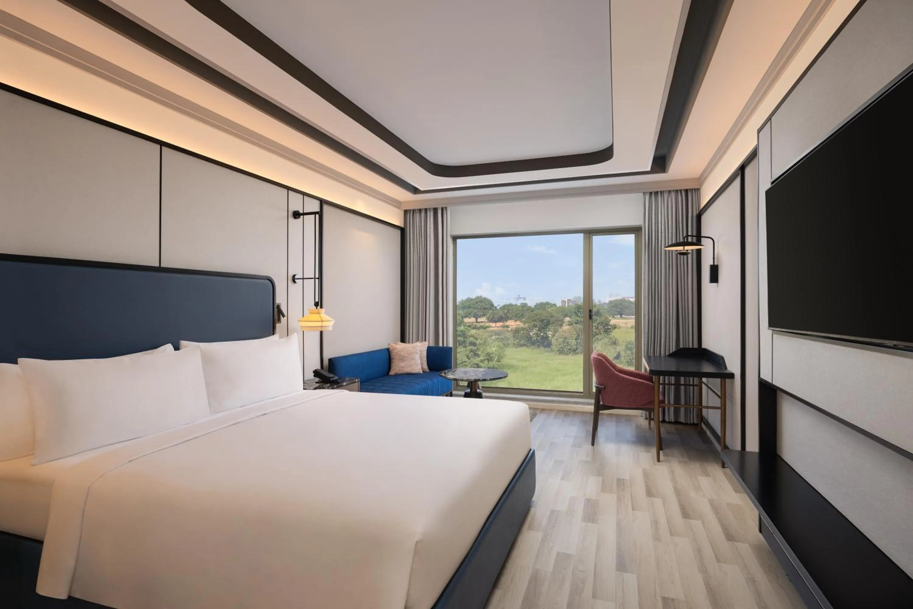 Bed in Doubletree By Hilton Bengaluru Airport