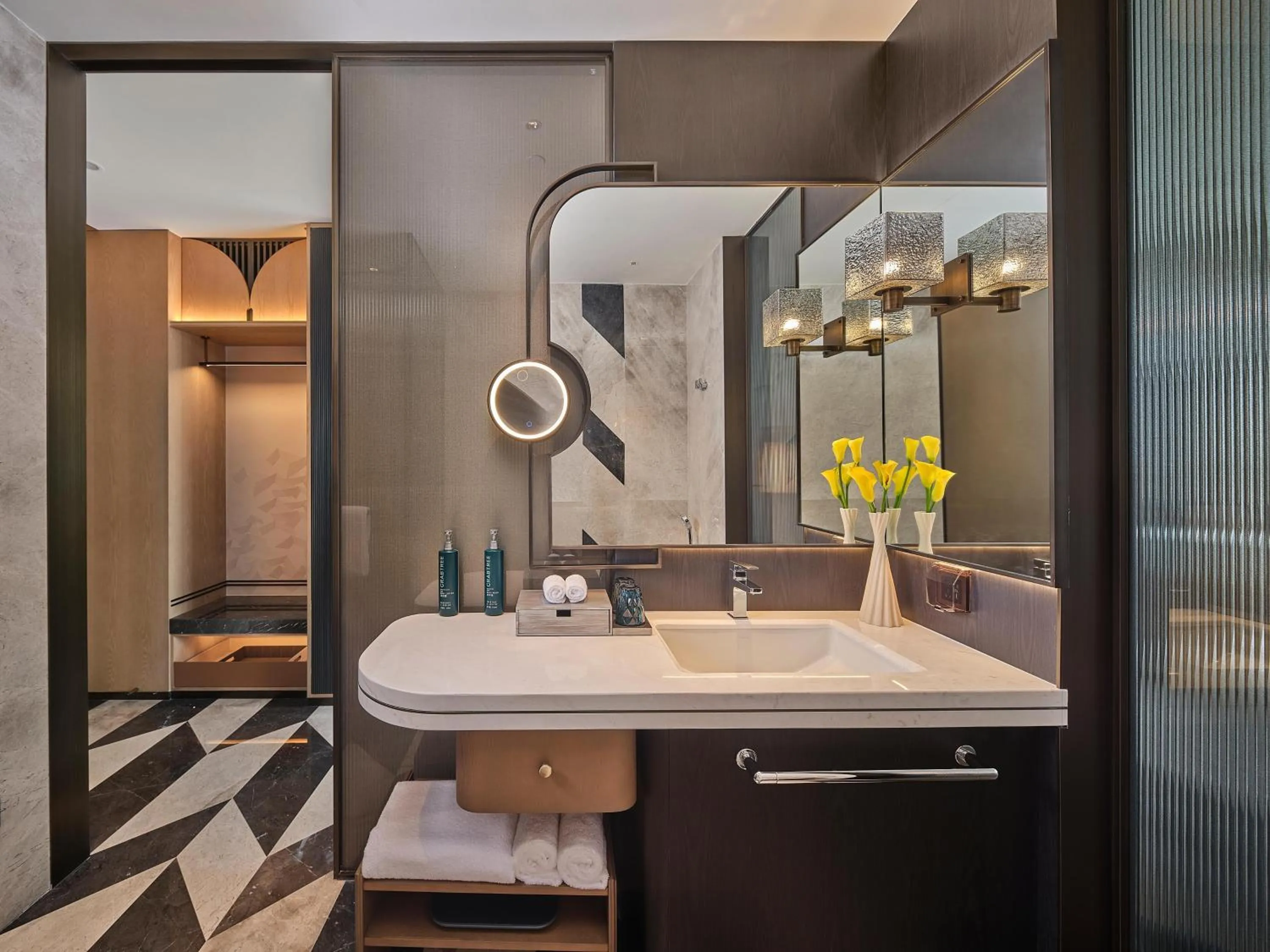 Bathroom in Hilton Guangzhou Baiyun Airport