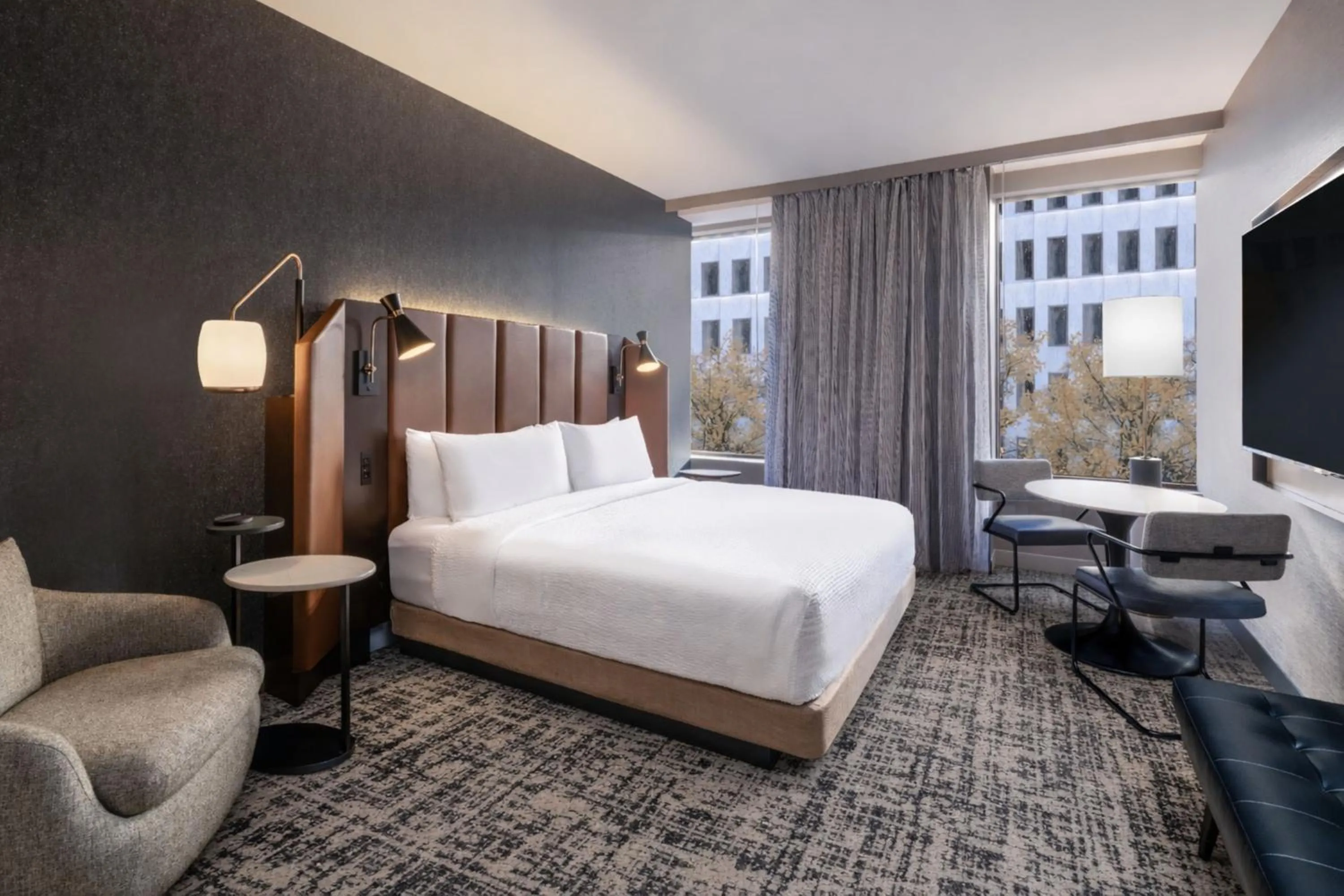 Bedroom, Bed in Tempo By Hilton Washington Dc Downtown