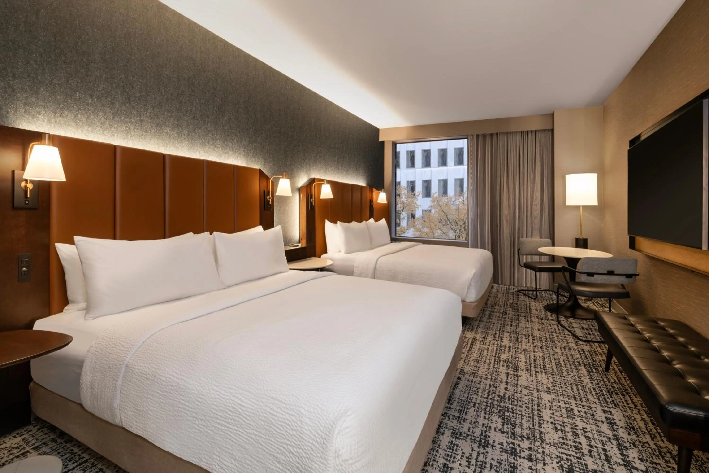 Bedroom, Bed in Tempo By Hilton Washington Dc Downtown