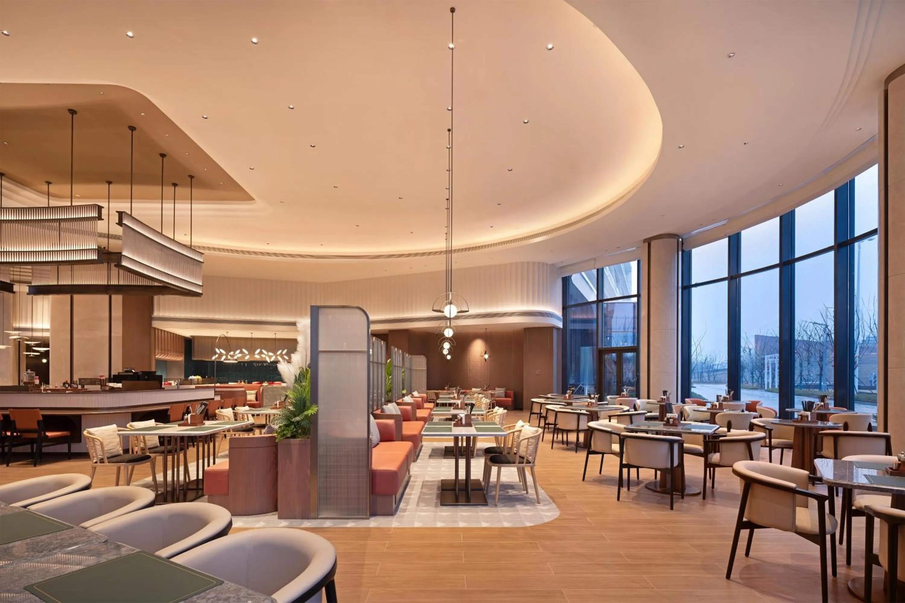 Restaurant/places to eat in Hilton Garden Inn Huangshi Dinosaur Wonderland