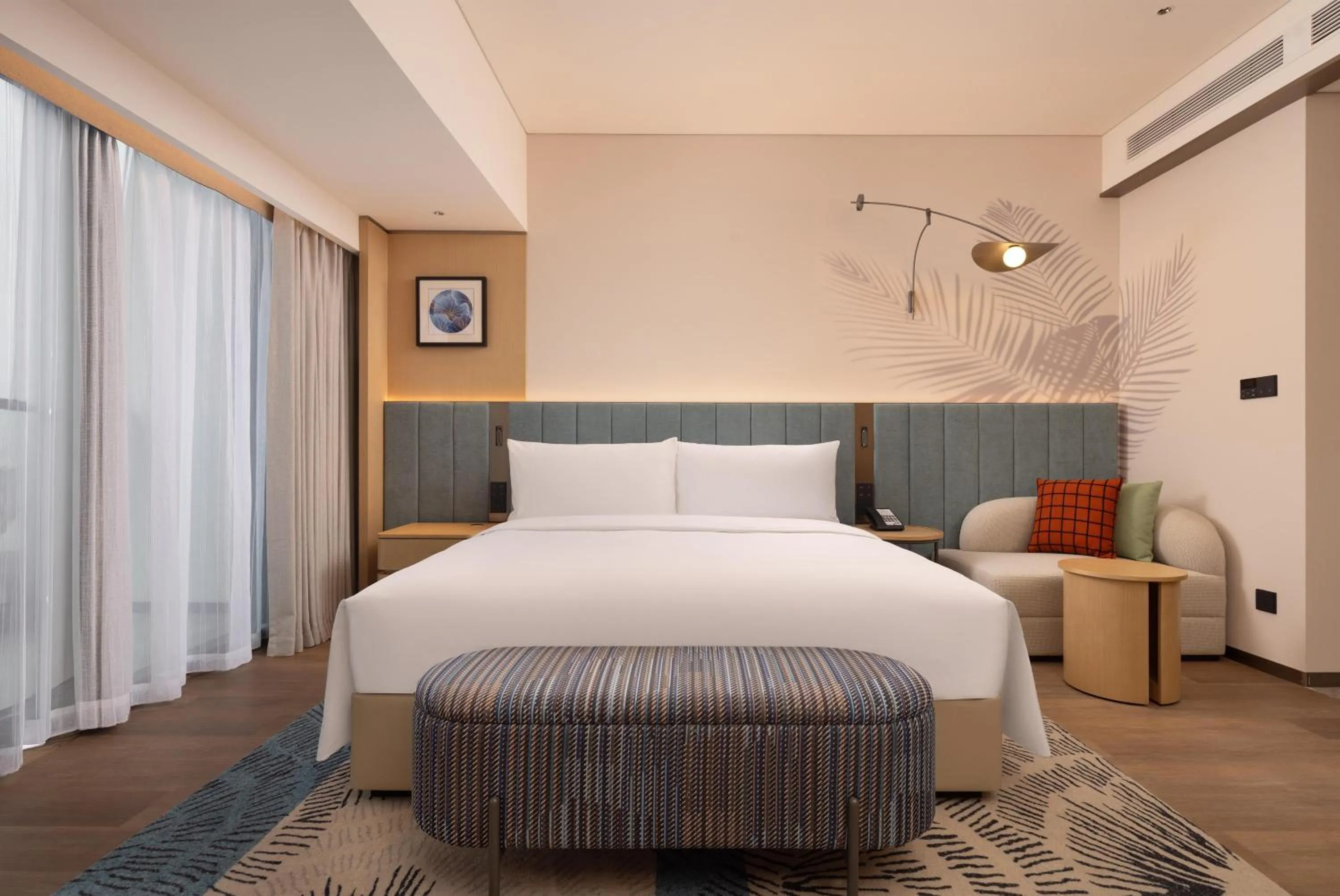 Bed in Hilton Garden Inn Huangshi Dinosaur Wonderland