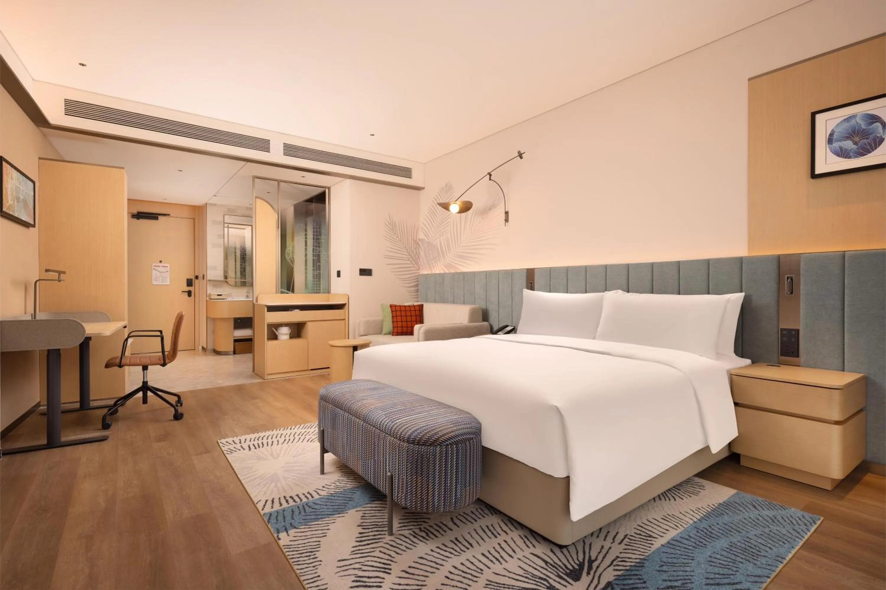 Bed in Hilton Garden Inn Huangshi Dinosaur Wonderland