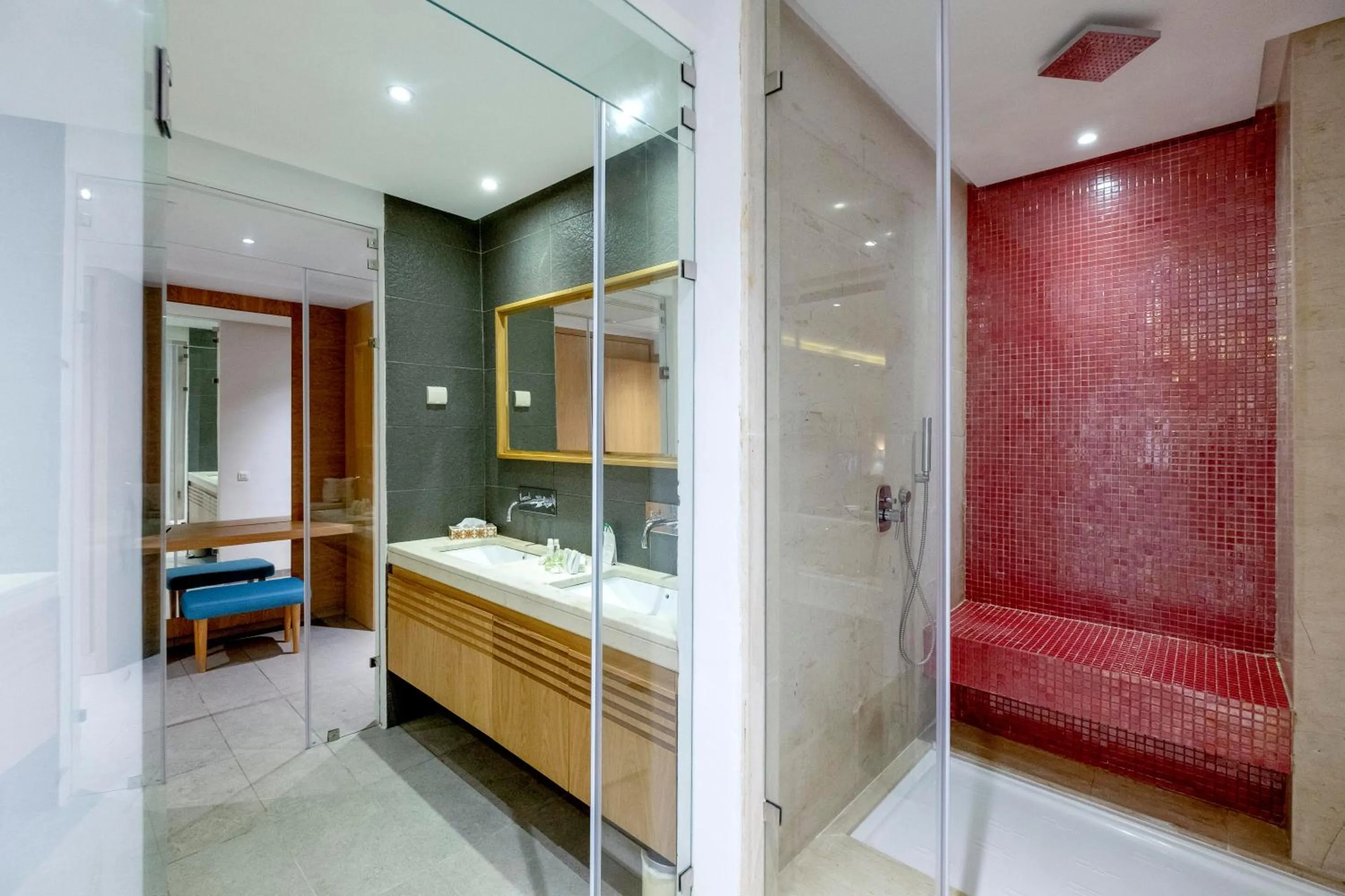 Bathroom in Les Orangers Garden Villas and Bungalows Ultra All inclusive