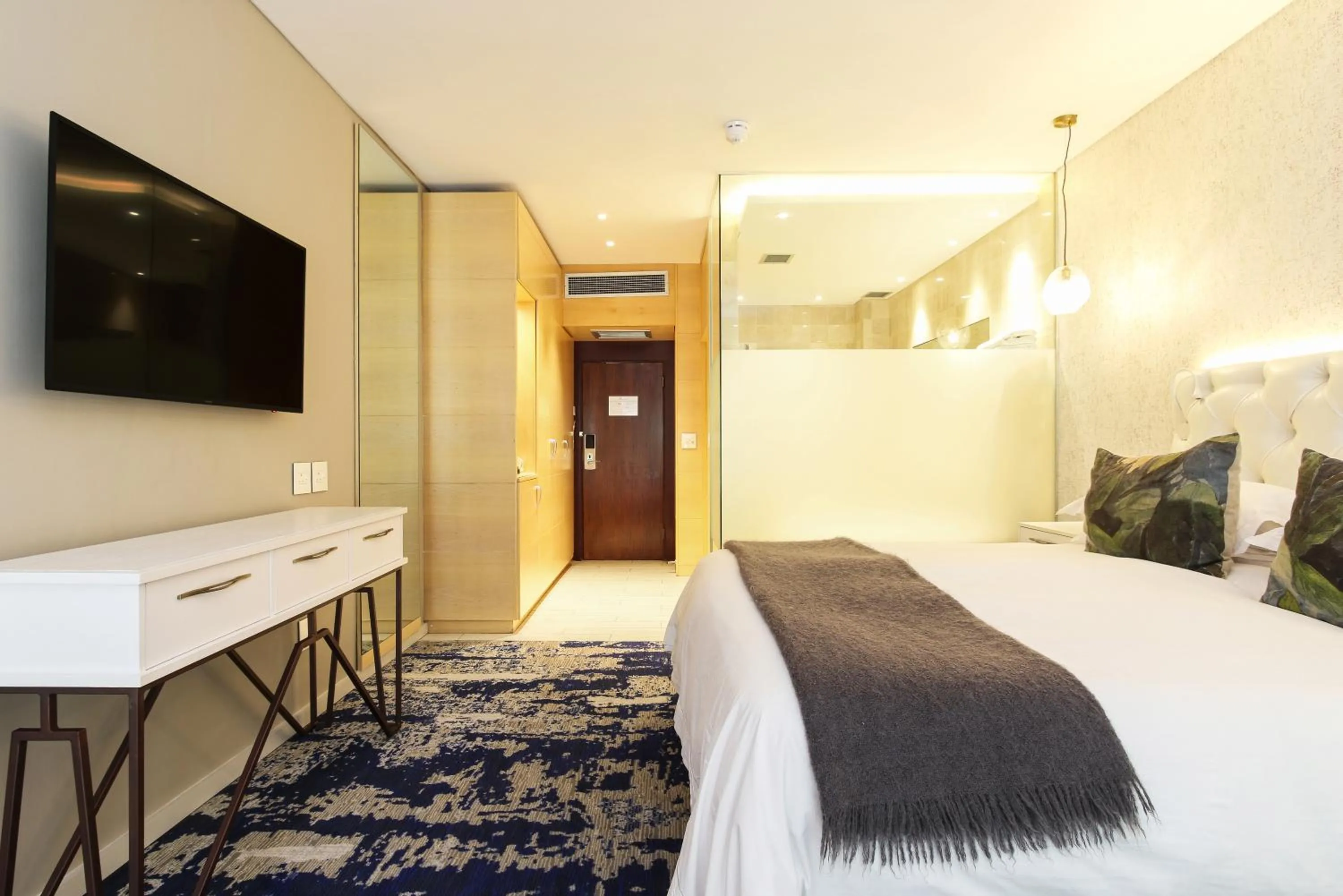 Bedroom, Bed in Vineyard Hotel