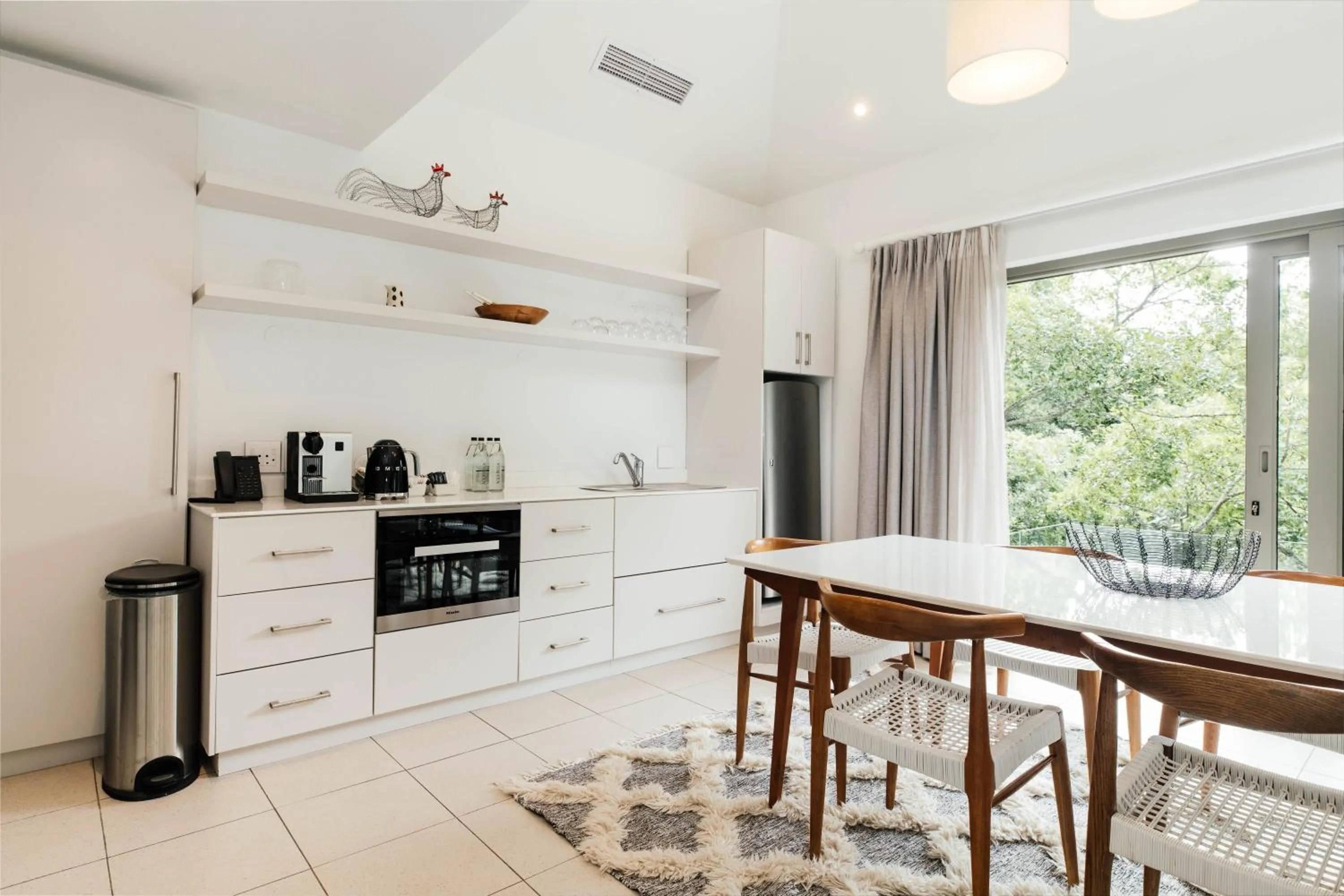 Coffee/tea facilities in Vineyard Hotel