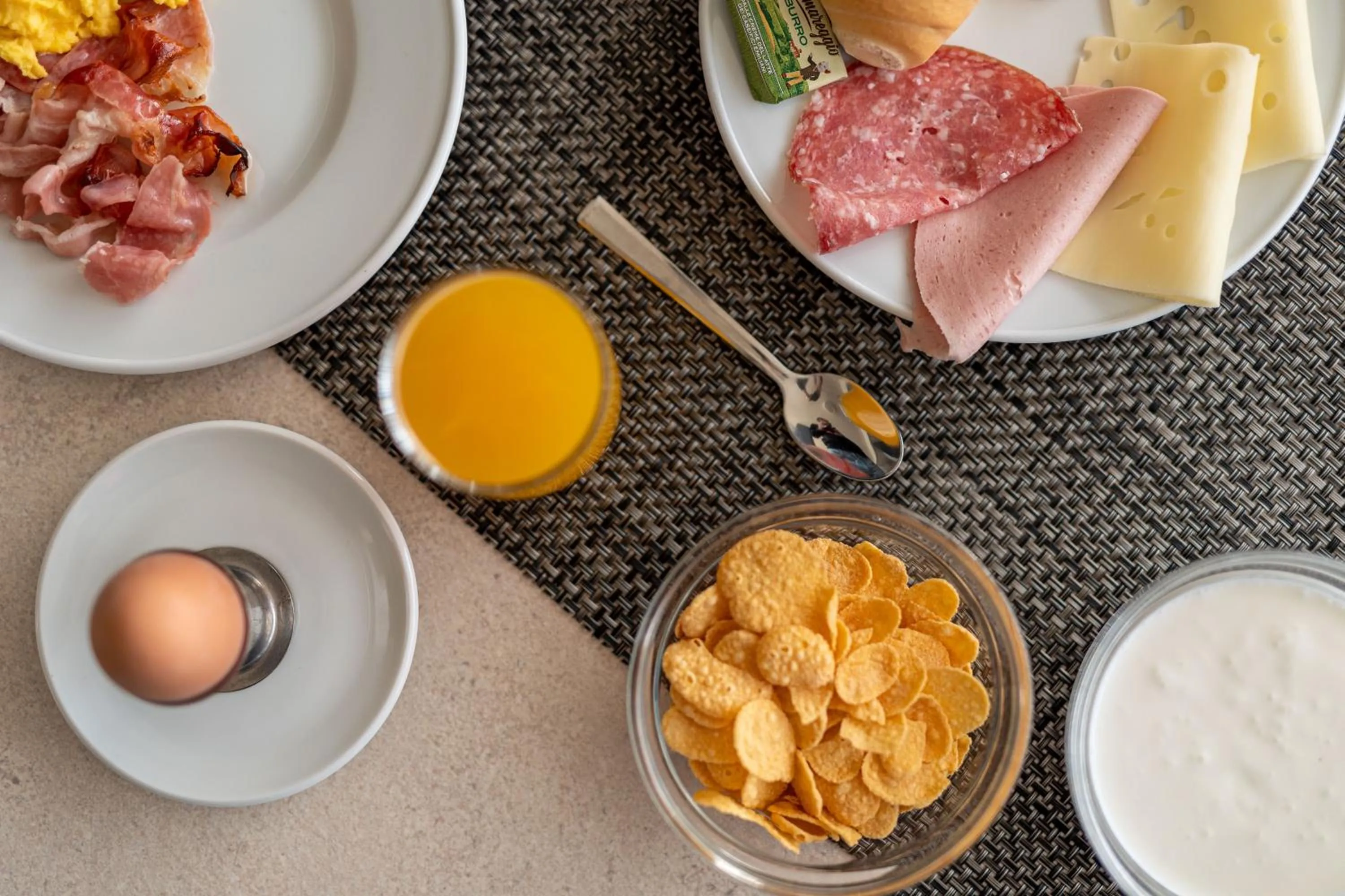 Continental breakfast in Hotel Smeraldo